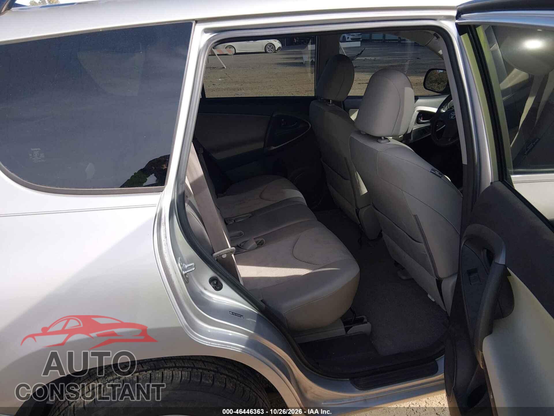TOYOTA RAV4 2009 - JTMZF33VX9D013438