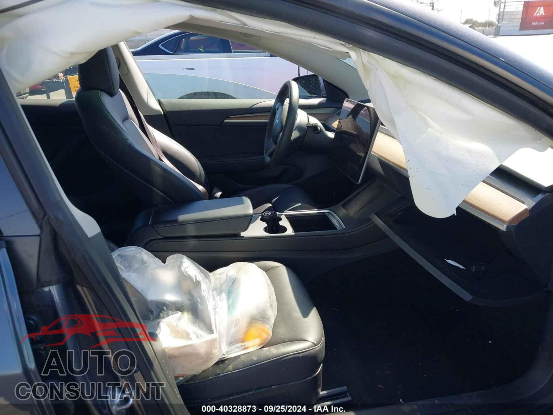 TESLA MODEL 3 2023 - 5YJ3E1EA1PF693307
