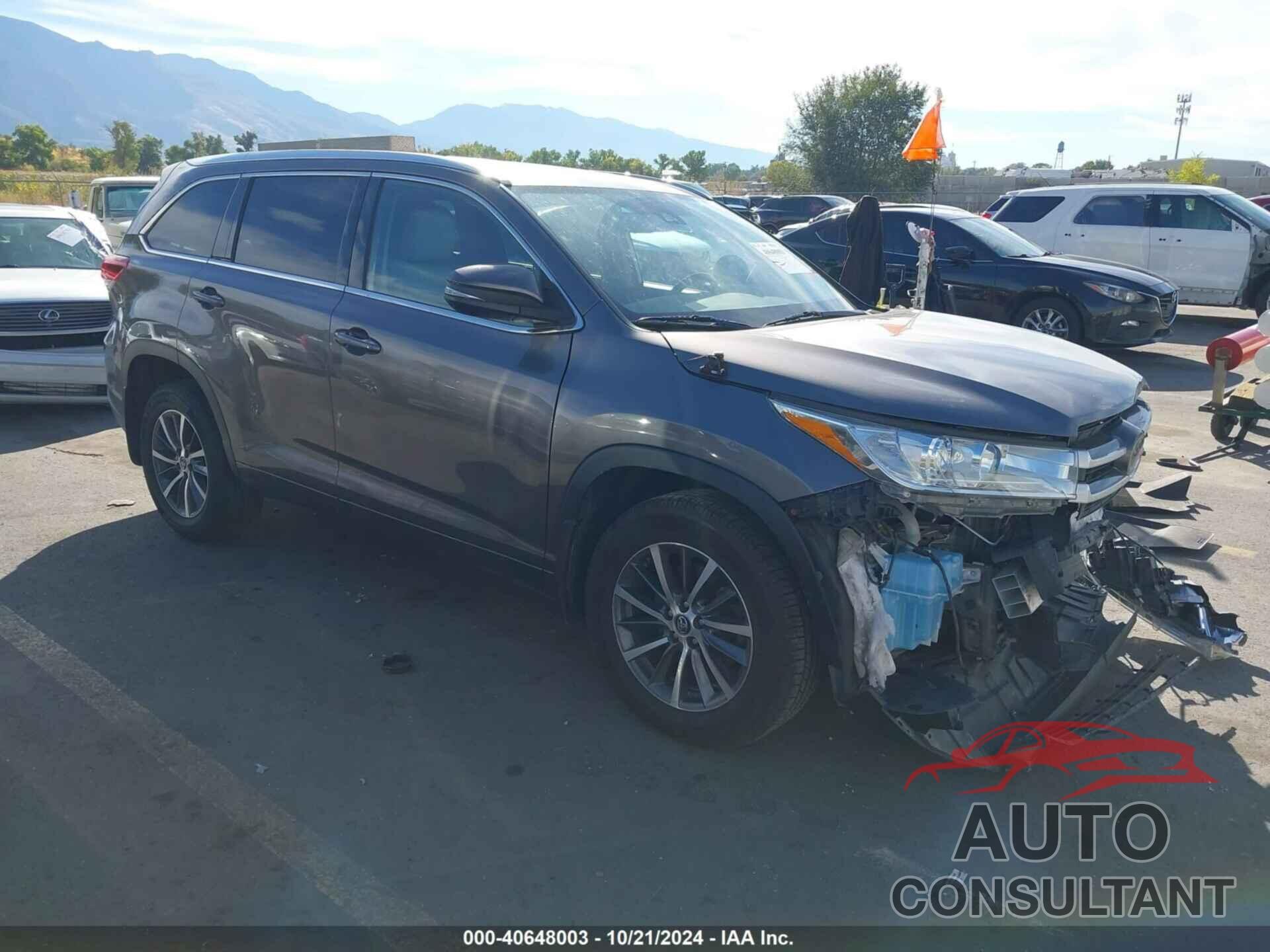 TOYOTA HIGHLANDER 2018 - 5TDJZRFH0JS888954