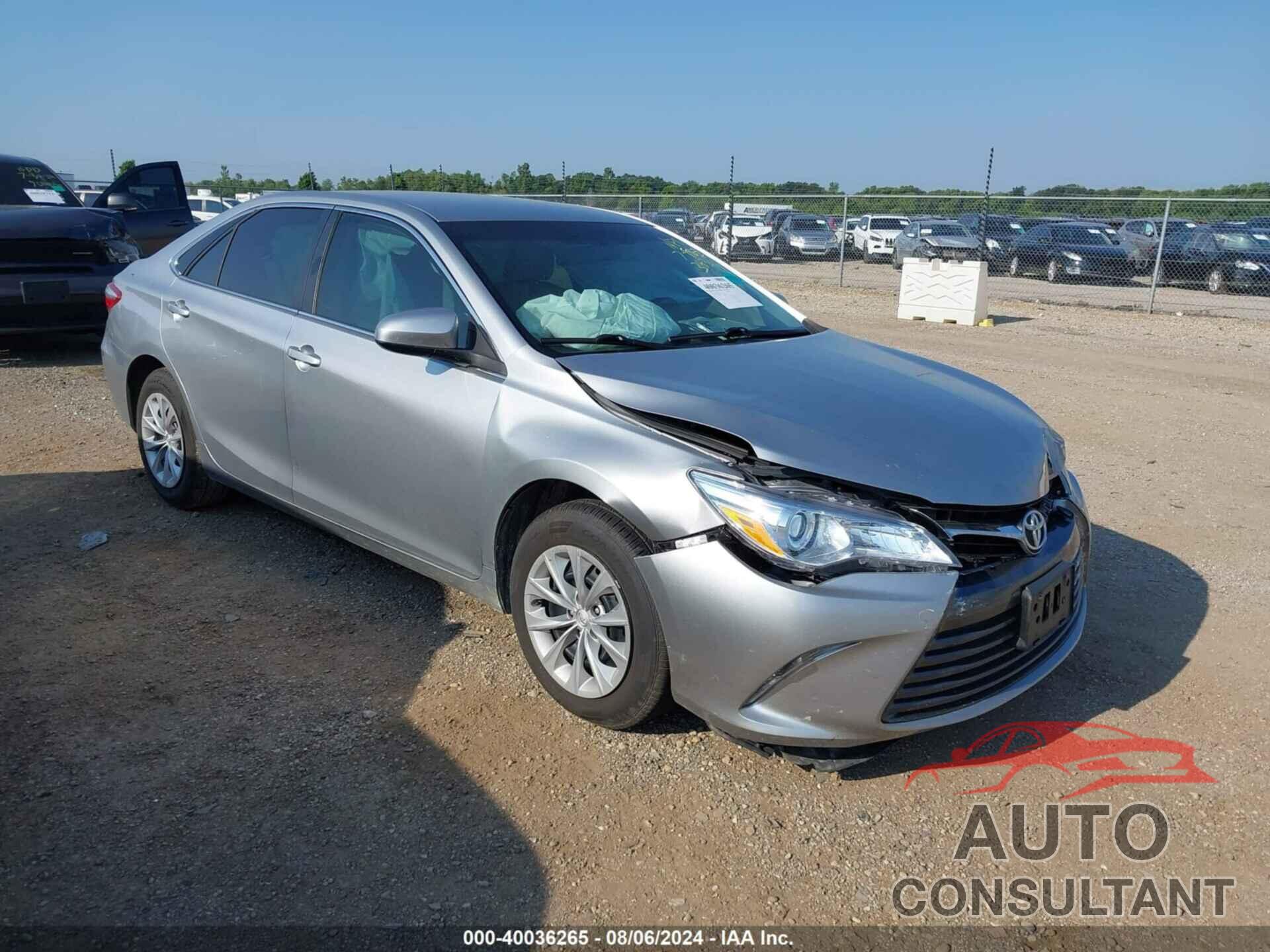 TOYOTA CAMRY 2016 - 4T4BF1FK8GR583931
