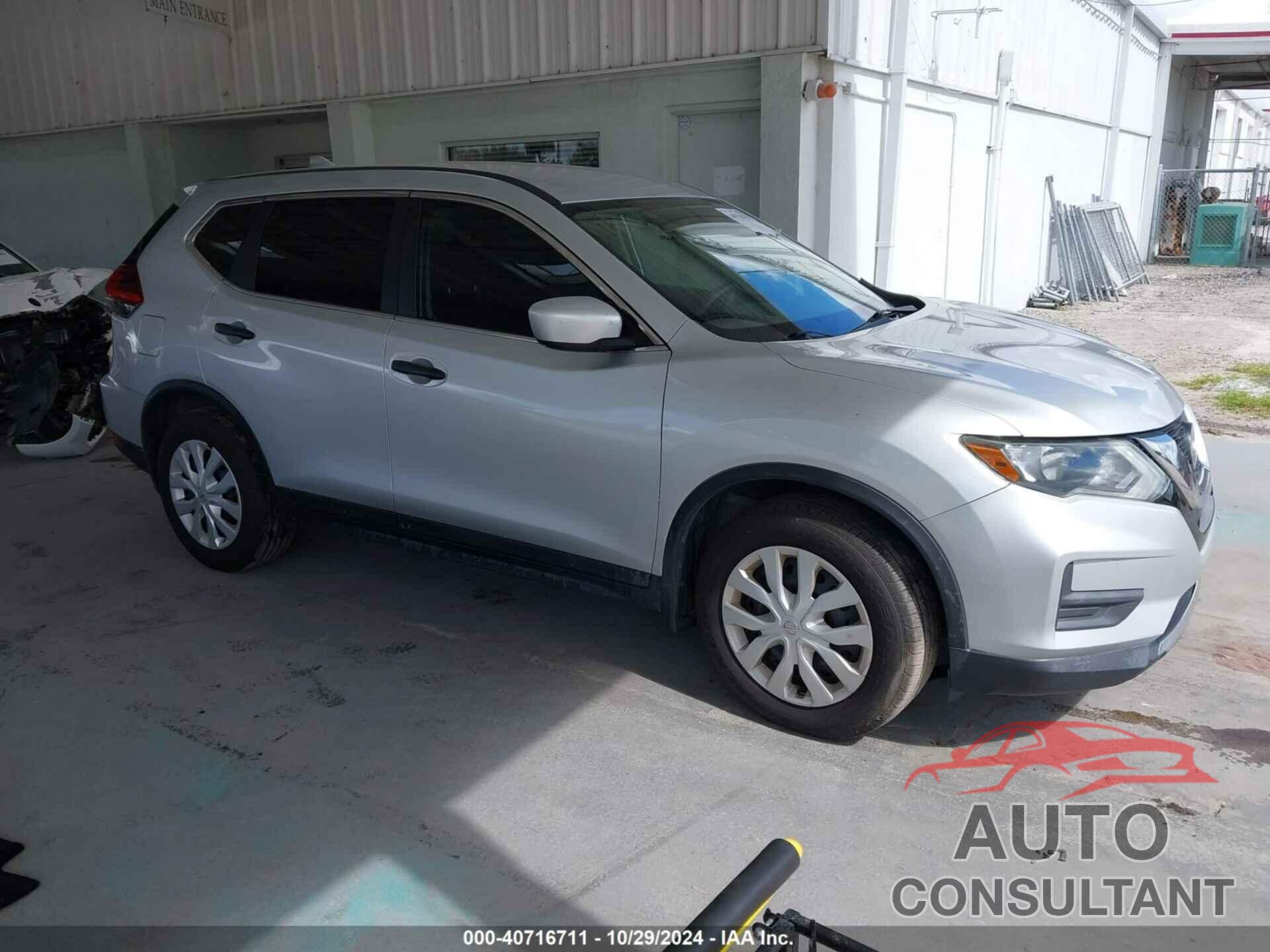 NISSAN ROGUE 2018 - 5N1AT2MT8JC711405