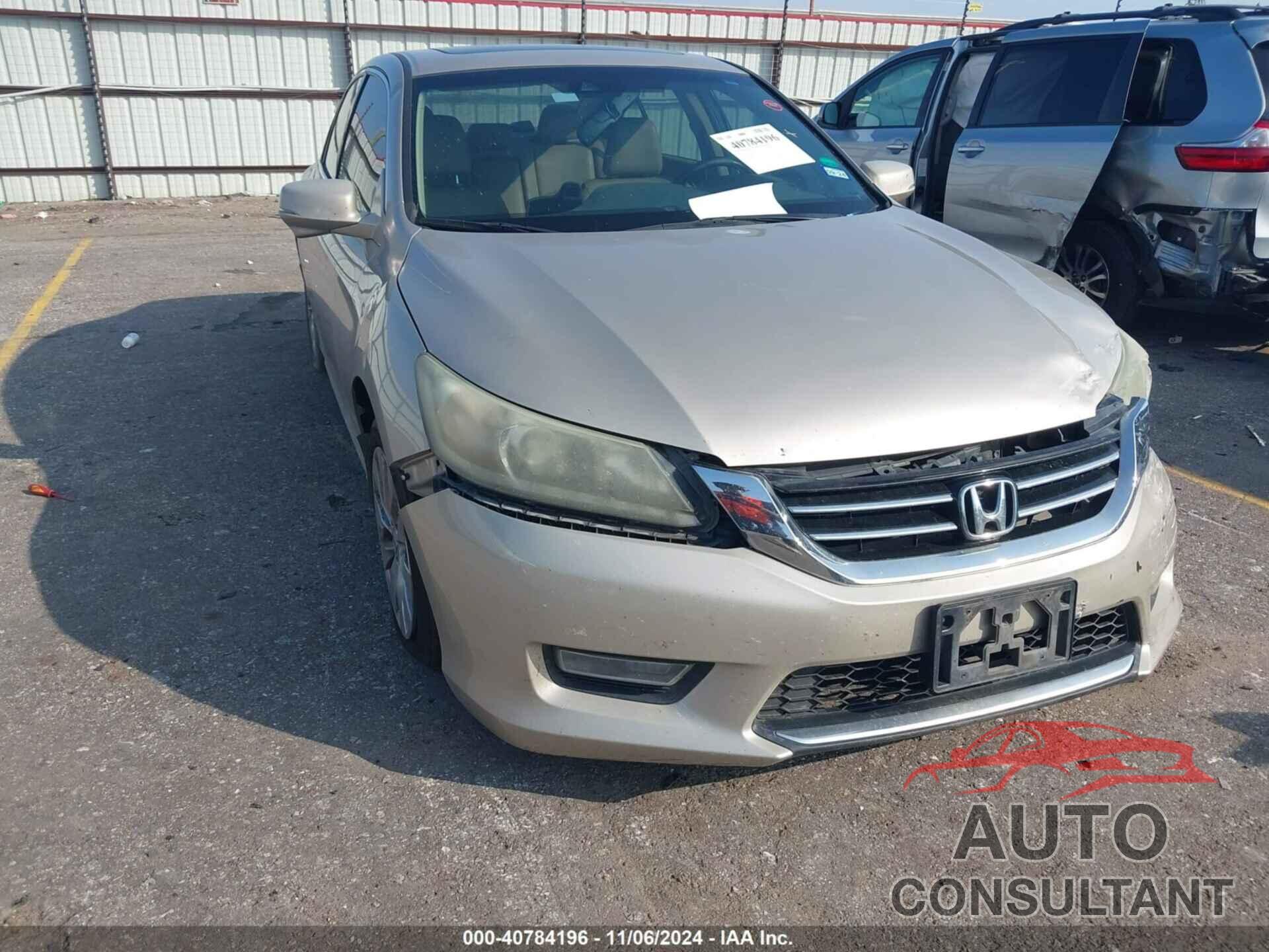 HONDA ACCORD 2013 - 1HGCR3F80DA042252