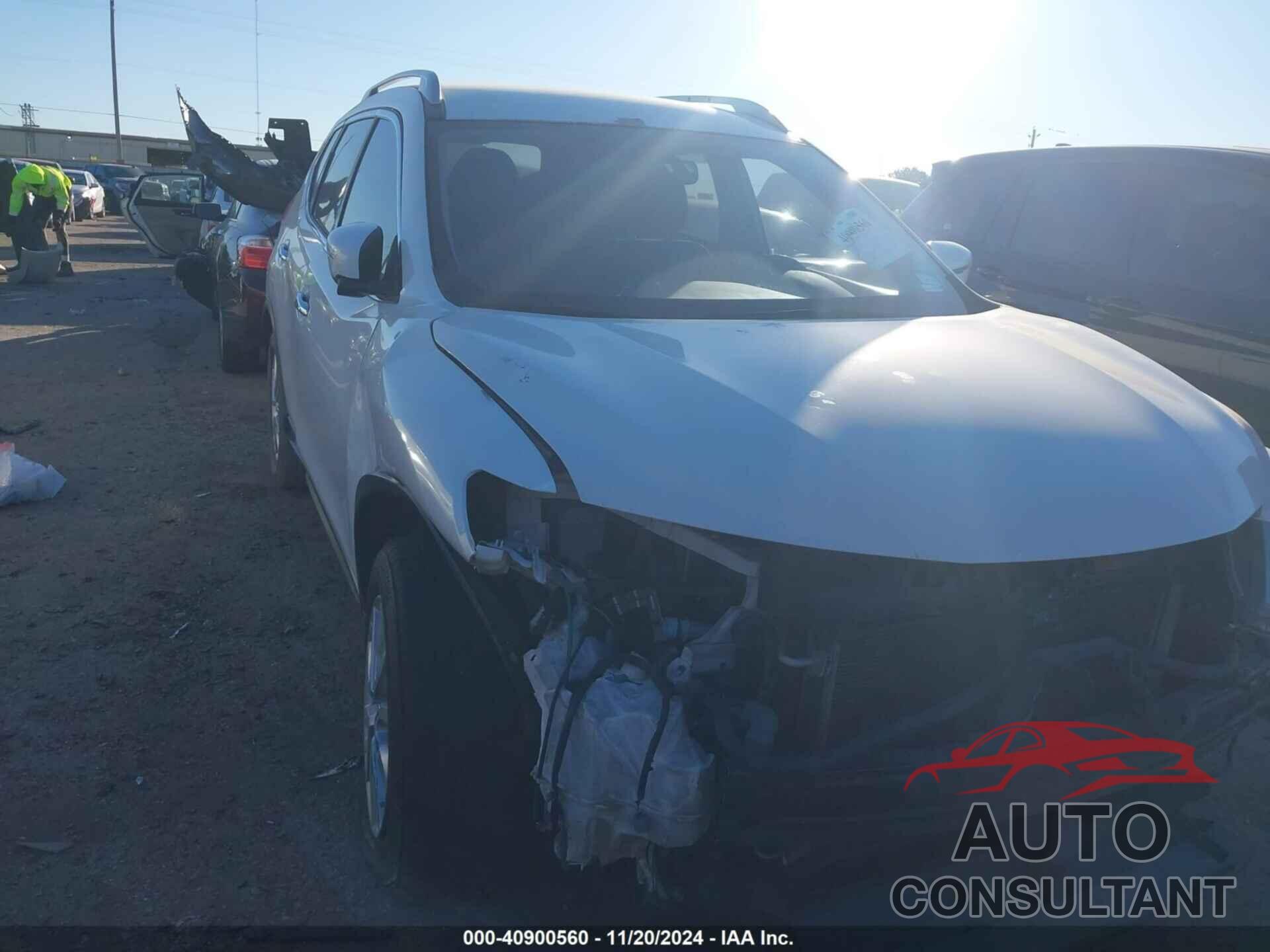 NISSAN ROGUE 2017 - JN8AT2MT2HW144464