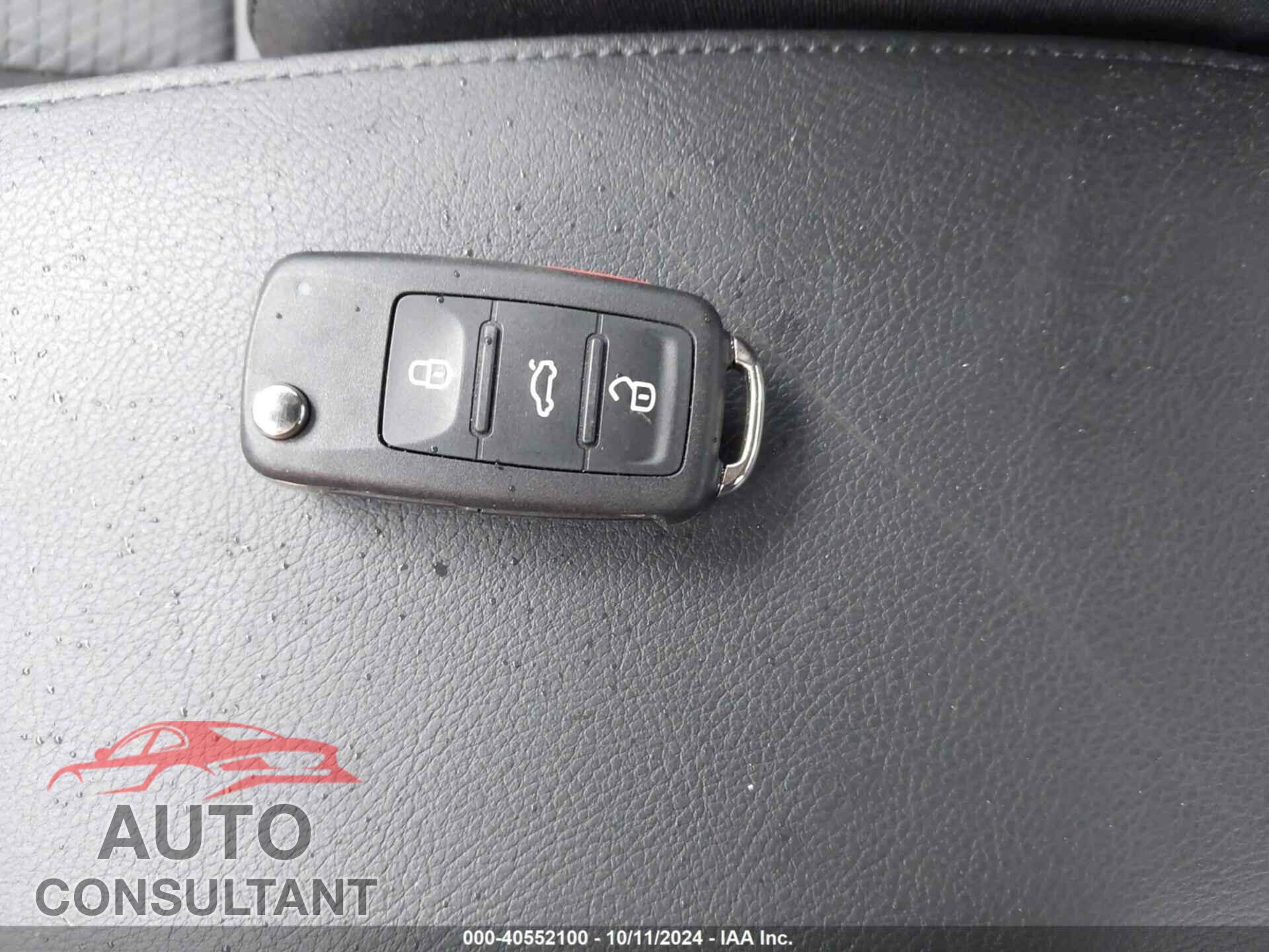 VOLKSWAGEN JETTA 2017 - 3VW2B7AJ7HM407595