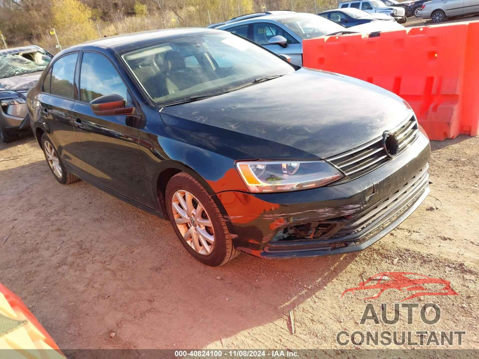 VOLKSWAGEN JETTA 2015 - 3VWD17AJ4FM356145
