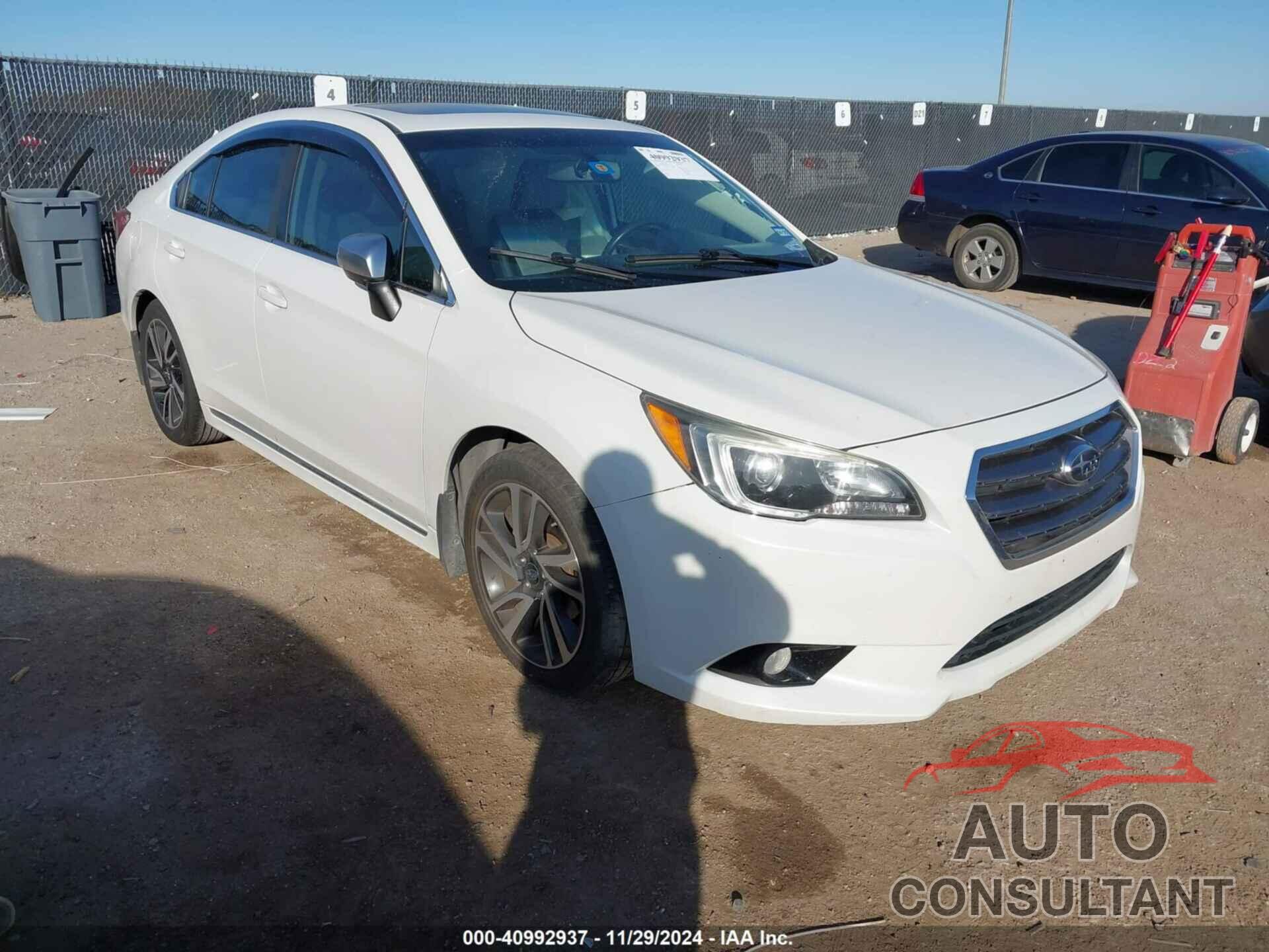 SUBARU LEGACY 2017 - 4S3BNAR6XH3032651