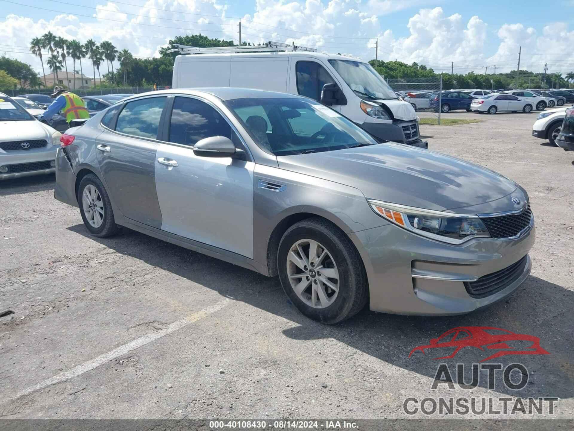 KIA OPTIMA 2018 - 5XXGT4L37JG183447