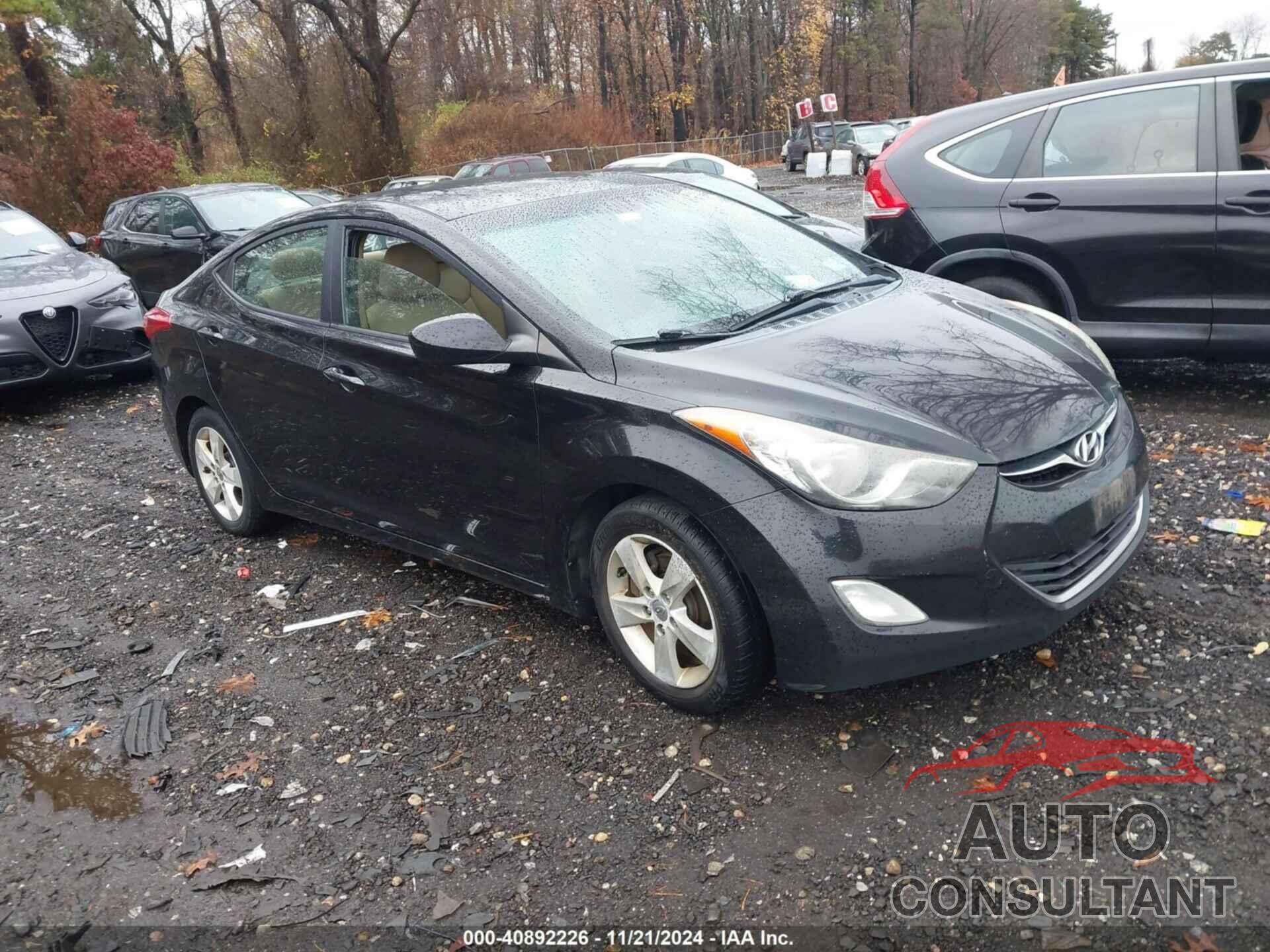 HYUNDAI ELANTRA 2012 - KMHDH4AE0CU188314