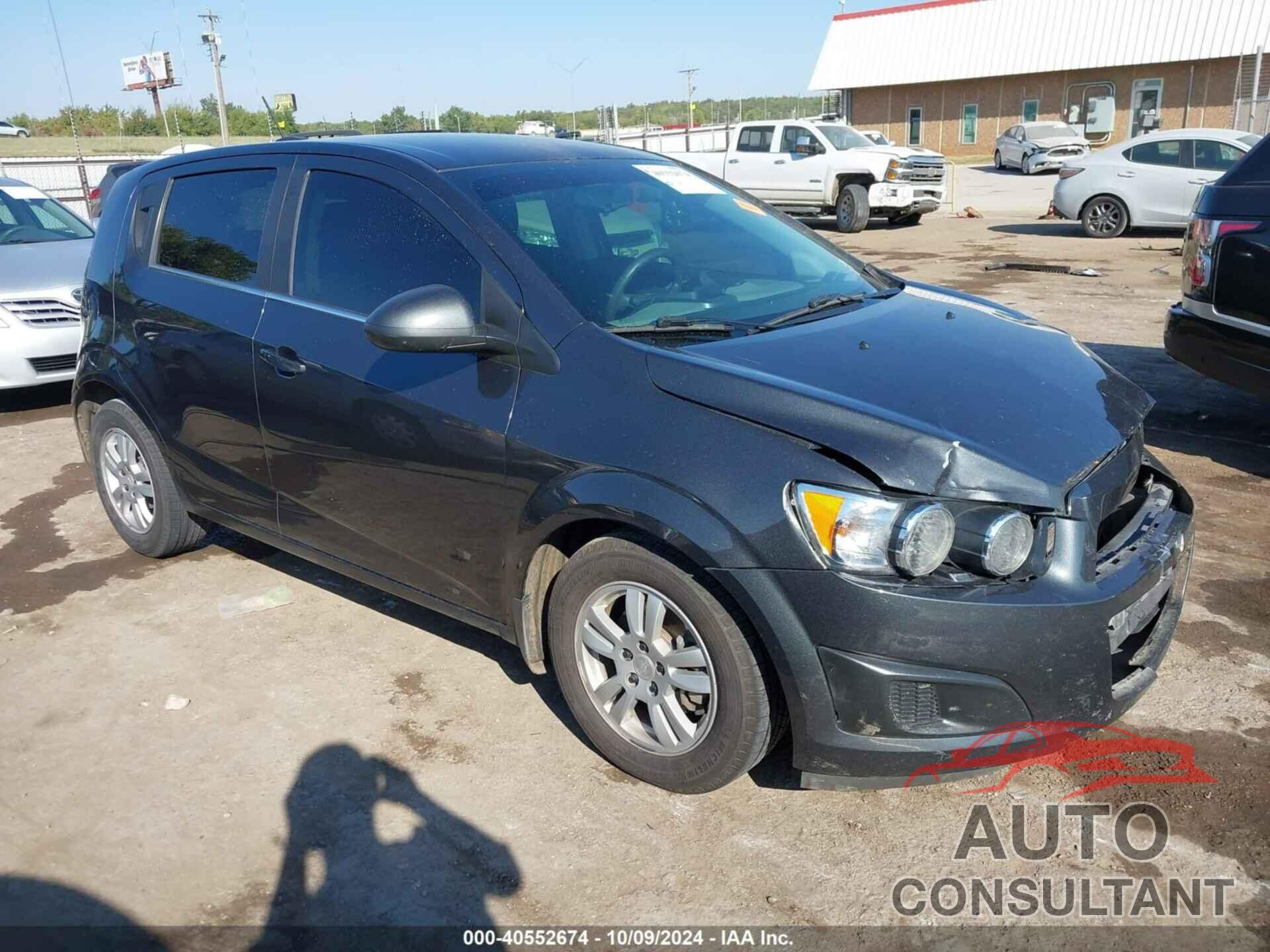 CHEVROLET SONIC 2016 - 1G1JC6SH6G4112251