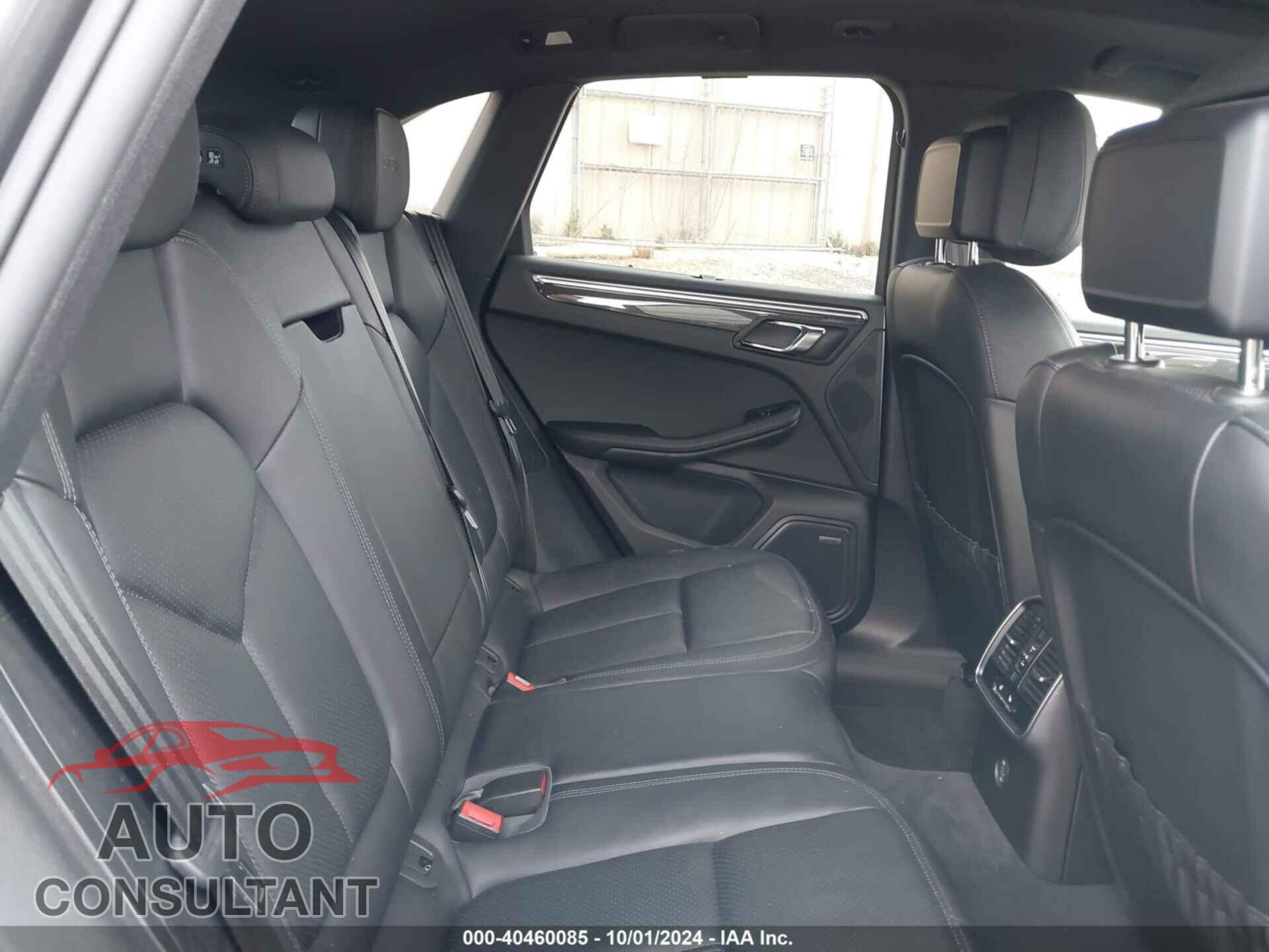 PORSCHE MACAN 2017 - WP1AG2A59HLB54916