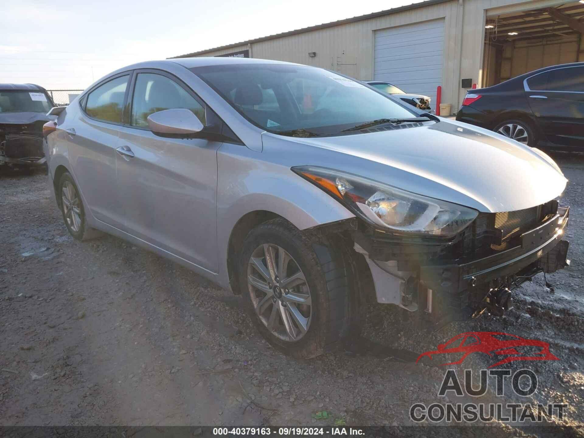 HYUNDAI ELANTRA 2016 - KMHDH4AE5GU589850