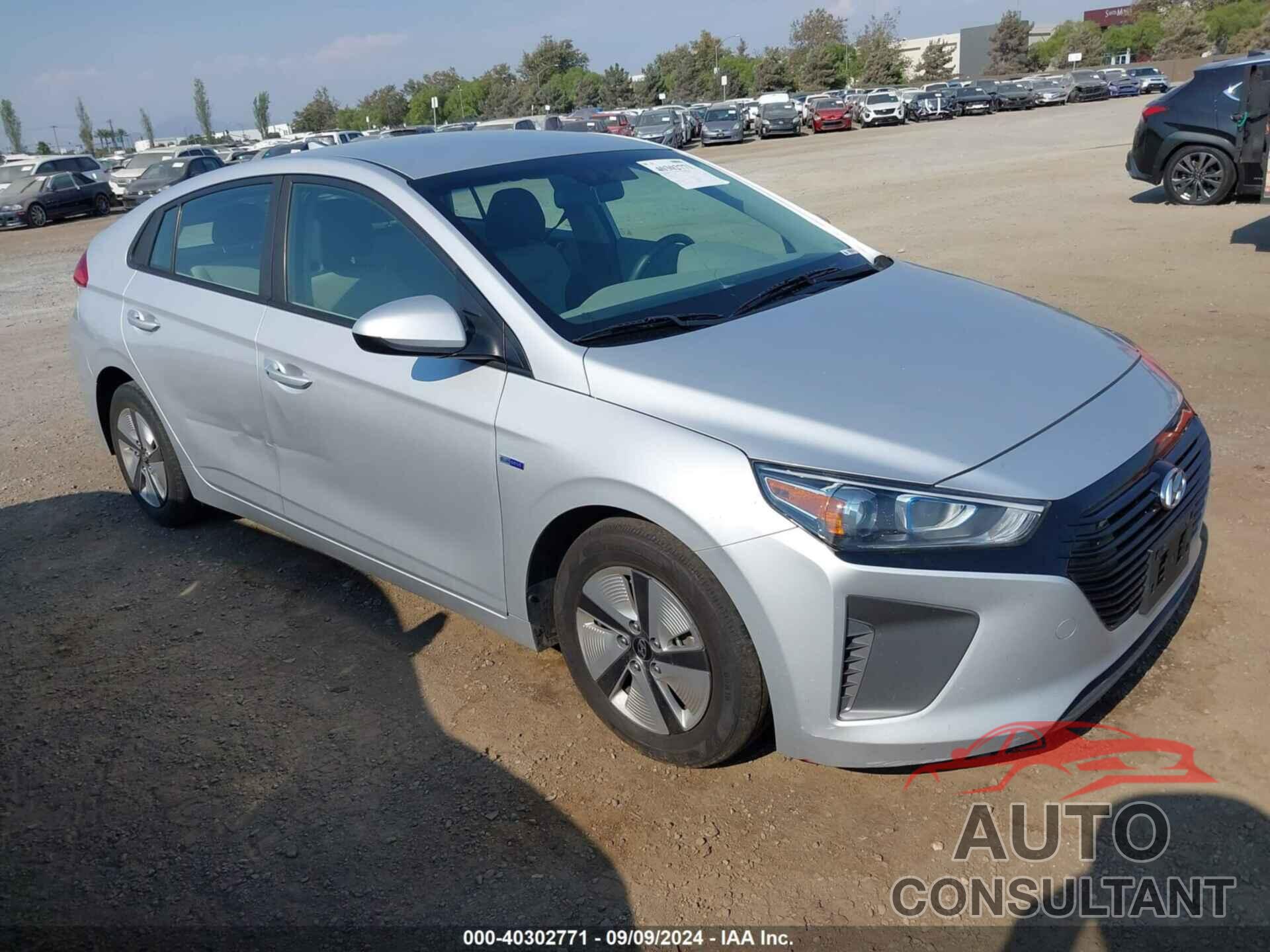 HYUNDAI IONIQ HYBRID 2017 - KMHC65LC1HU024550
