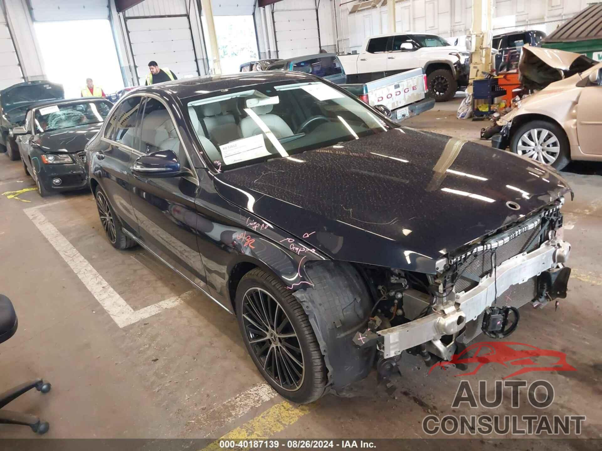 MERCEDES-BENZ C 300 2019 - 55SWF8DB3KU314764