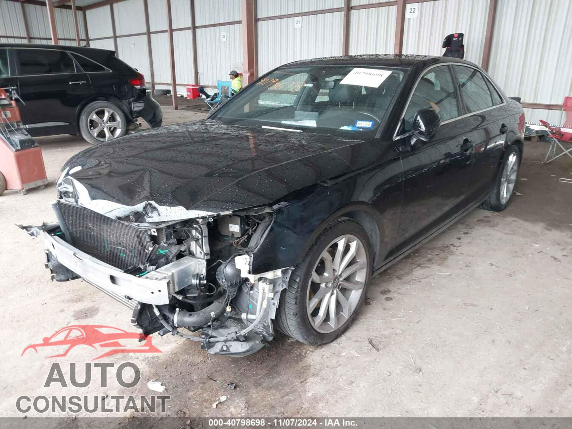 AUDI A4 2019 - WAUHMAF46KN016035
