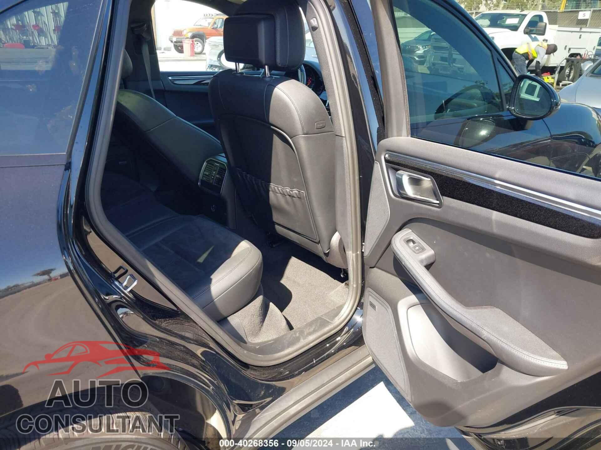 PORSCHE MACAN 2021 - WP1AA2A52MLB12857