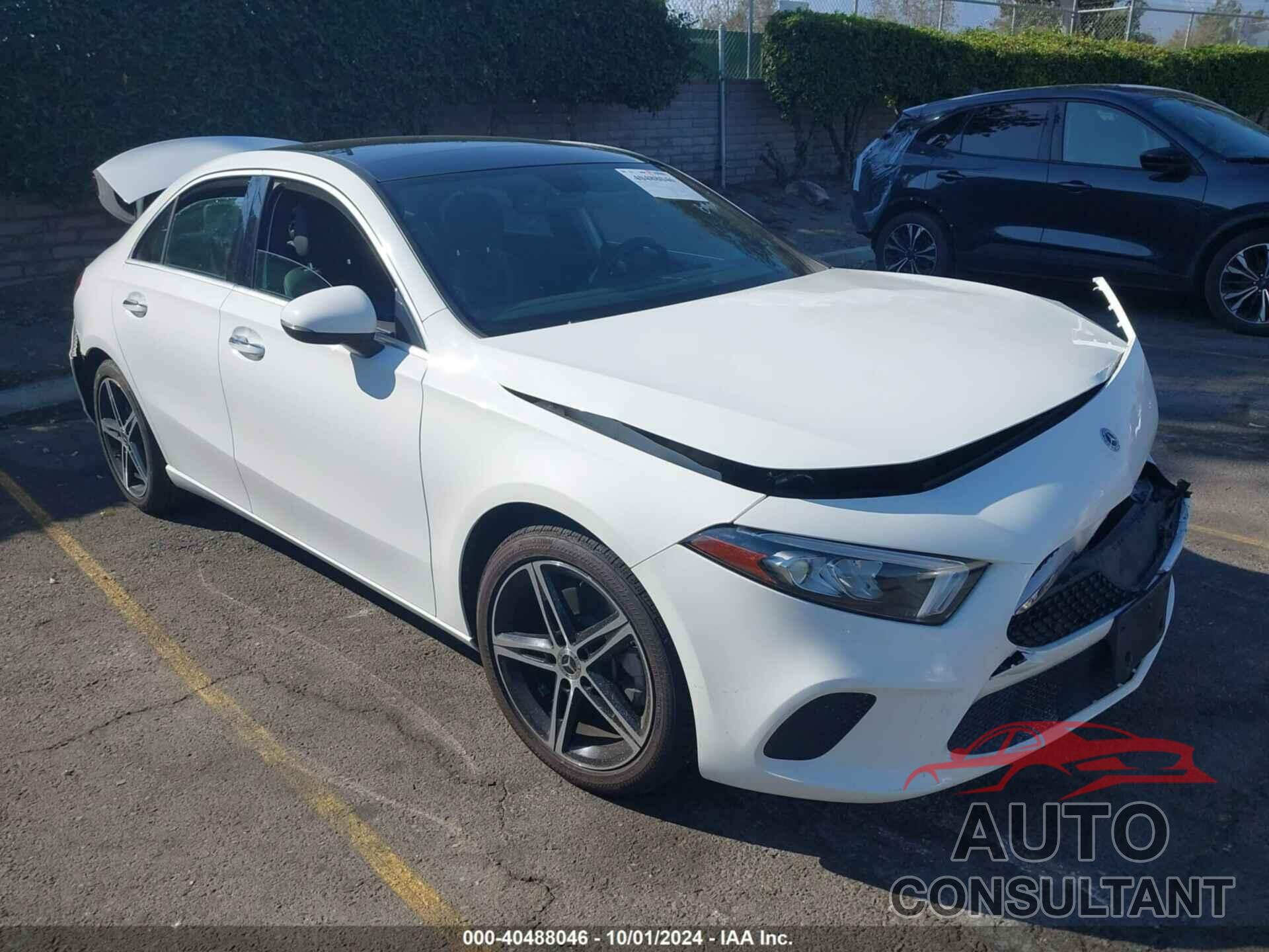 MERCEDES-BENZ A 220 2019 - WDD3G4EB9KW019808