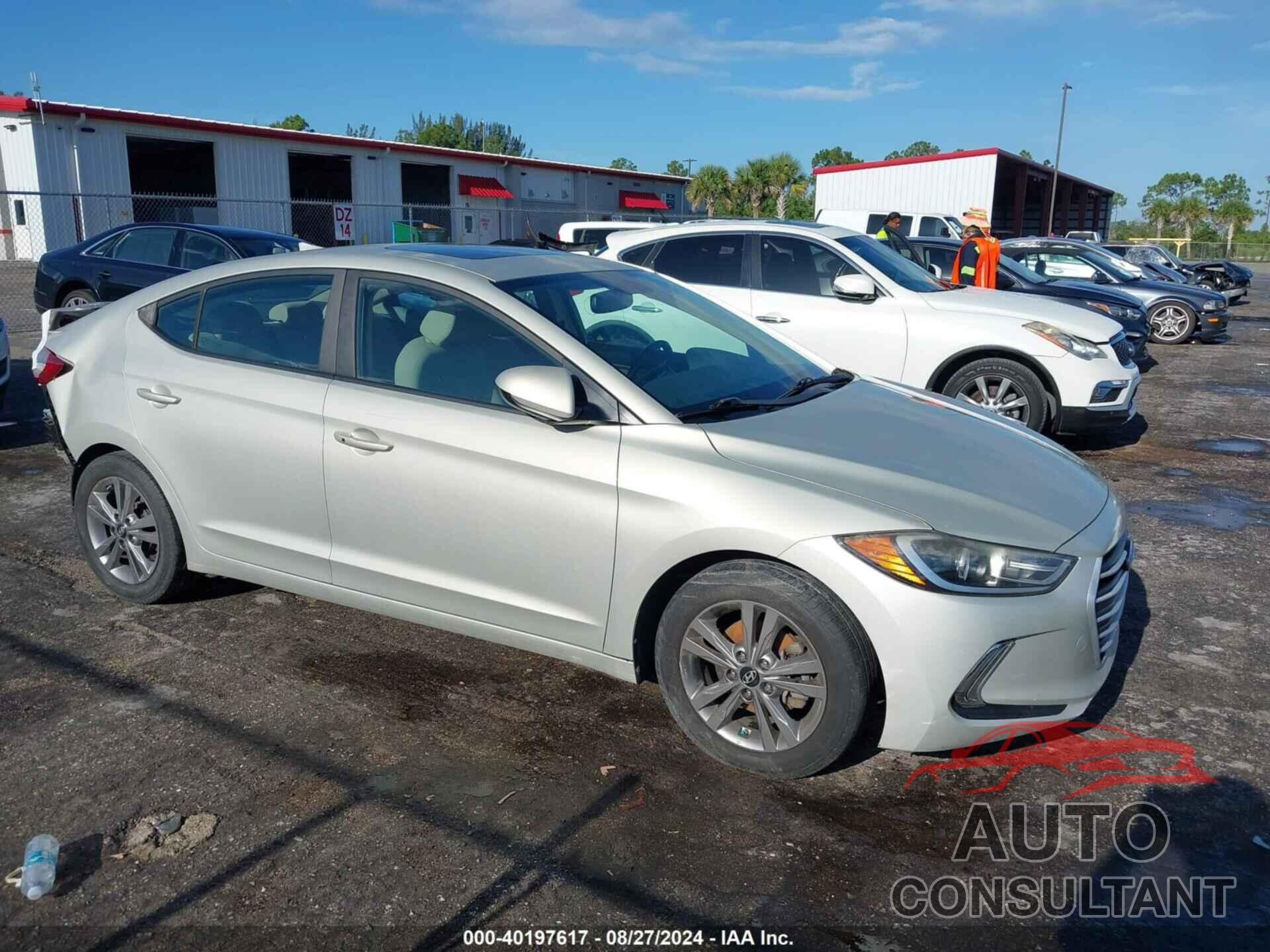 HYUNDAI ELANTRA 2017 - KMHD84LF6HU282839