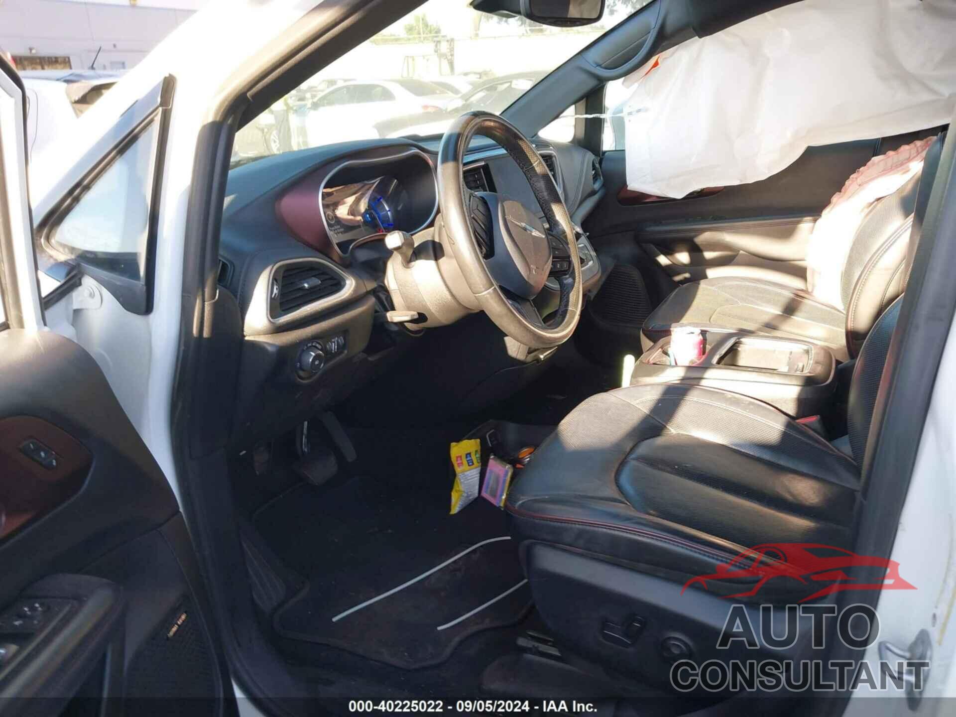 CHRYSLER PACIFICA HYBRID 2020 - 2C4RC1N7XLR134454