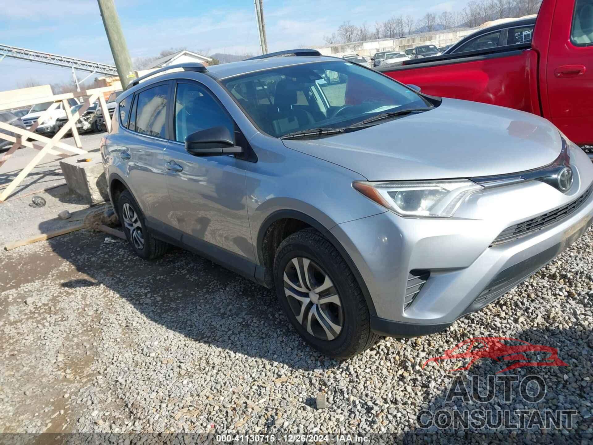 TOYOTA RAV4 2017 - 2T3BFREV3HW611468