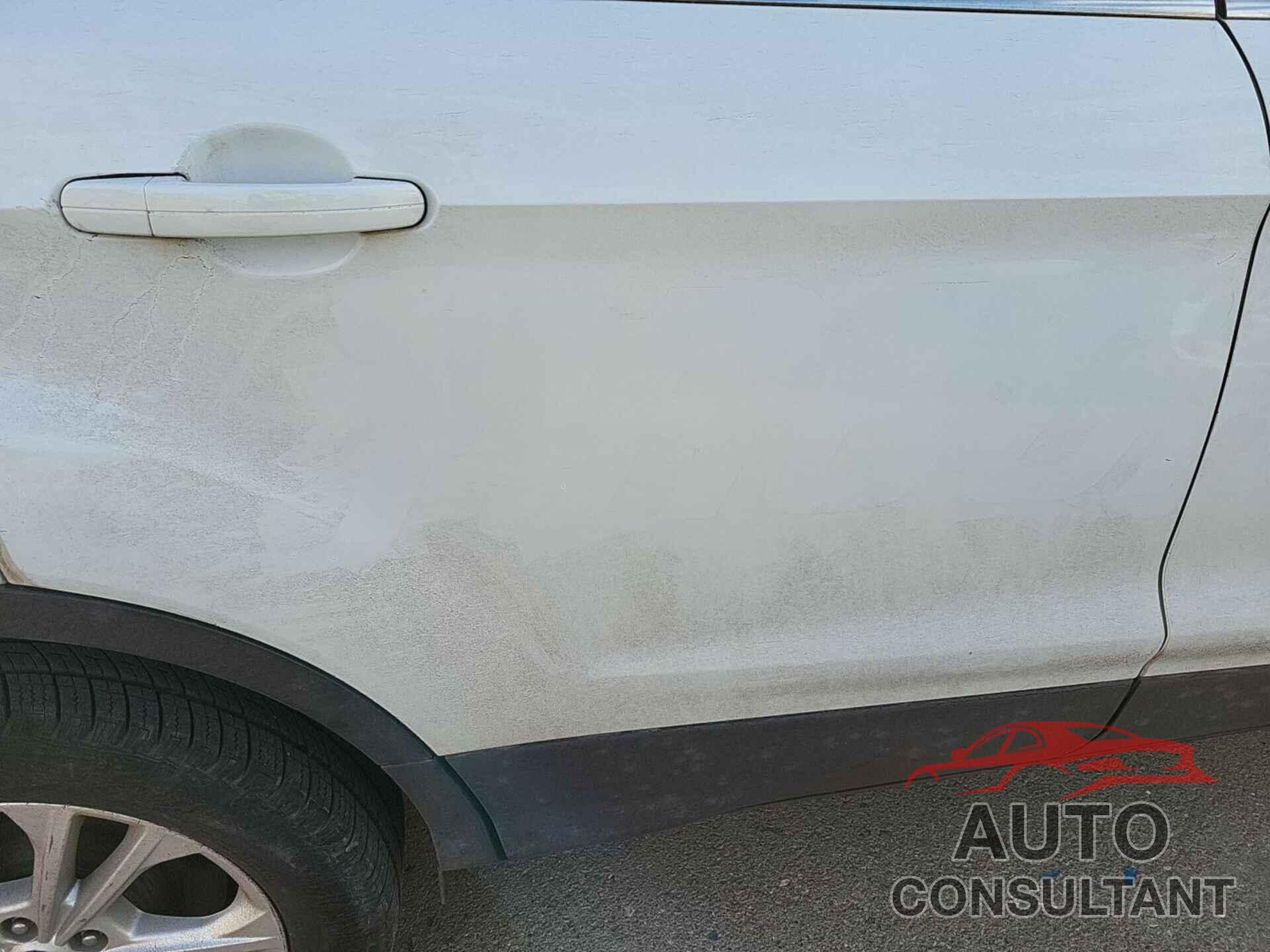 FORD ESCAPE 2017 - 1FMCU0GD9HUC68510