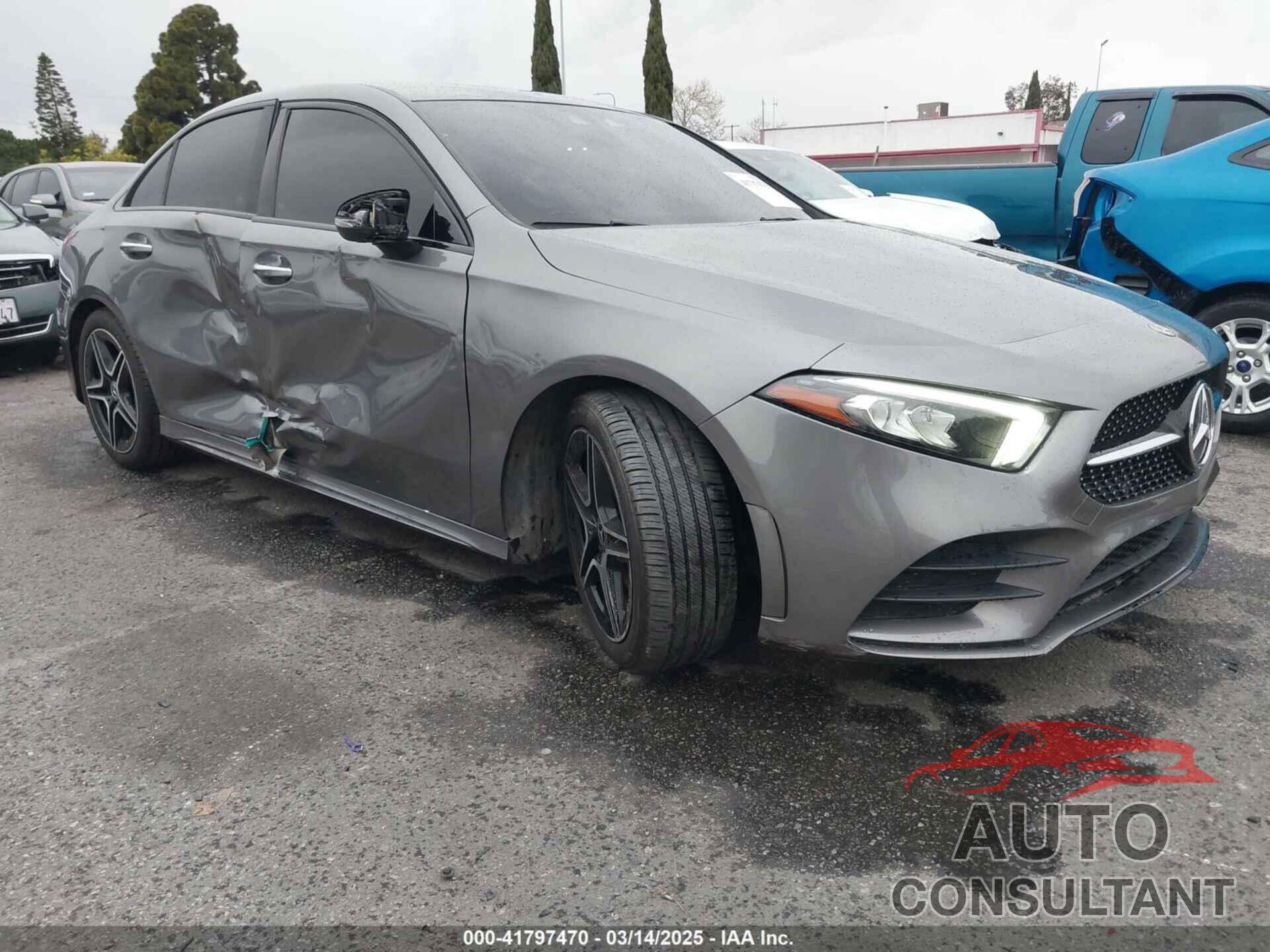 MERCEDES-BENZ A 220 2019 - WDD3G4EB9KW002426