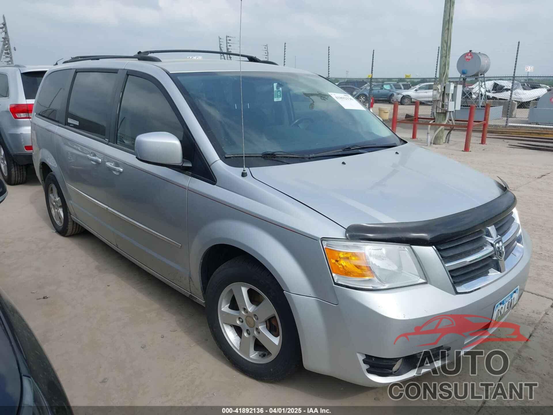 DODGE GRAND CARAVAN 2010 - 2D4RN5D17AR445094