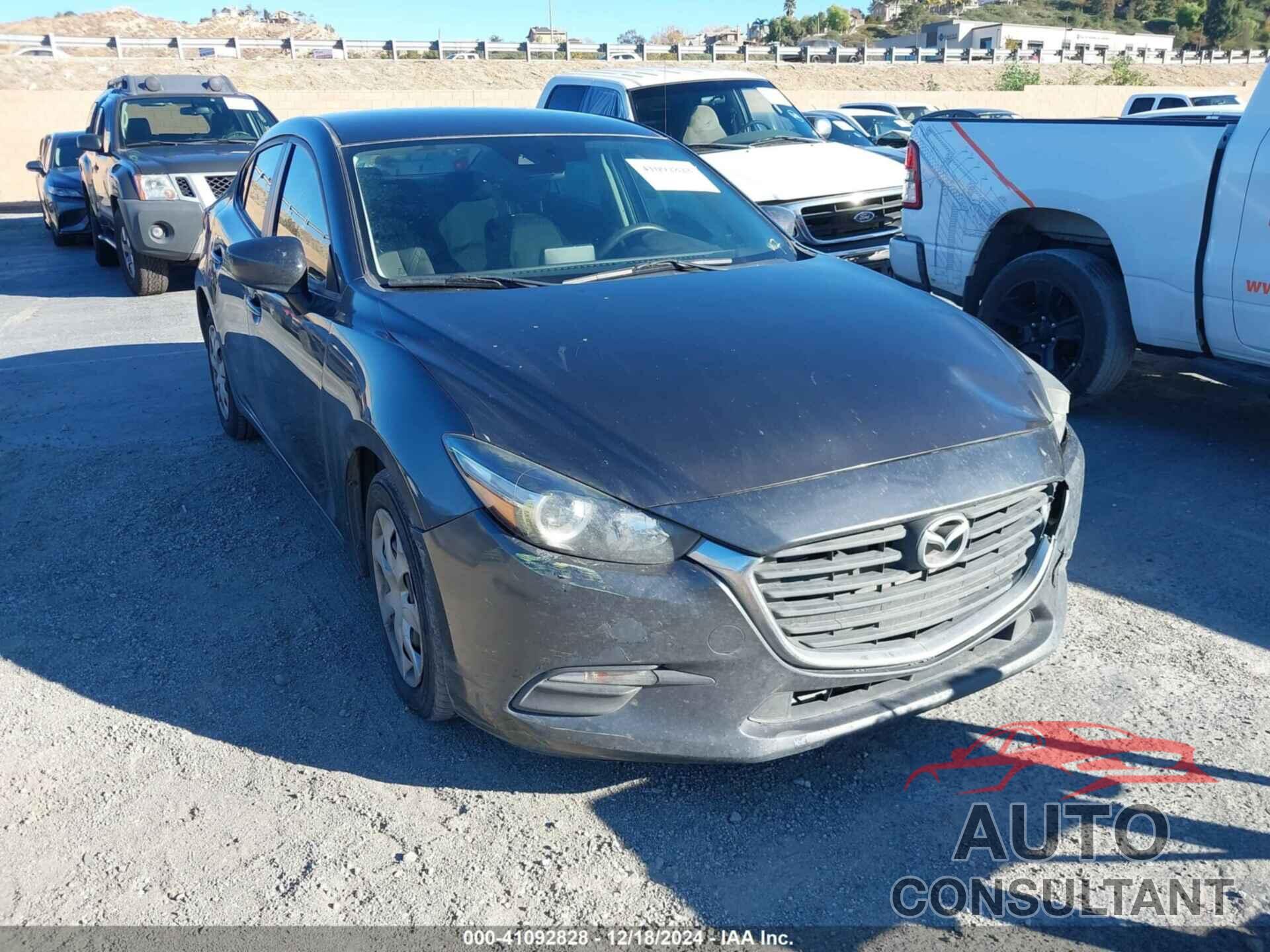MAZDA MAZDA3 2018 - 3MZBN1U73JM176317
