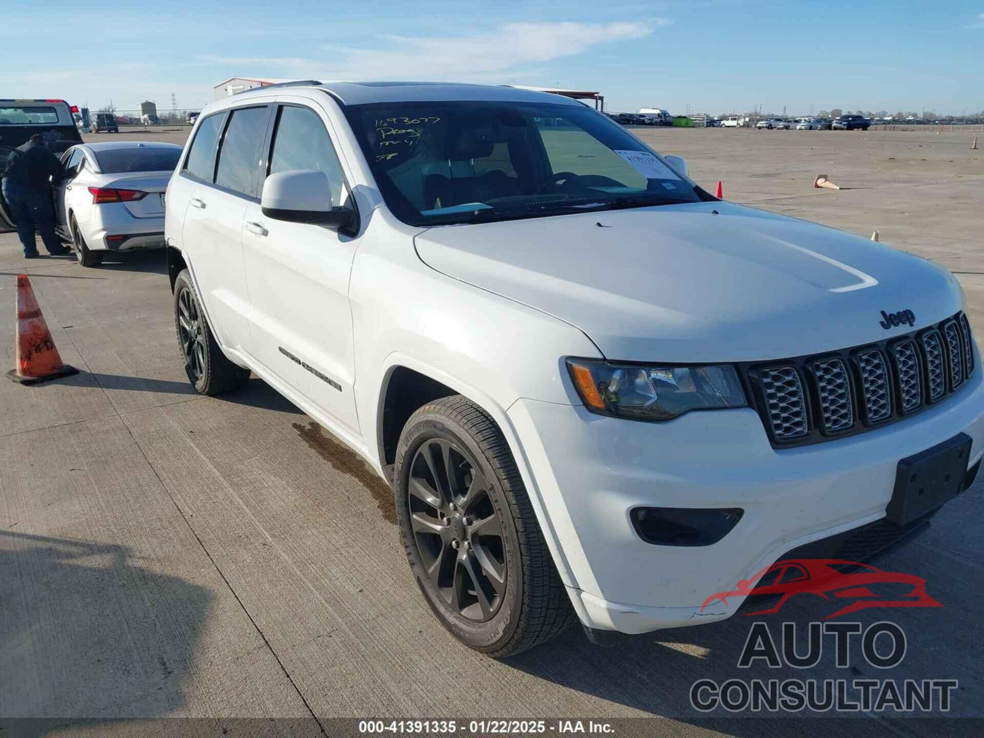 JEEP GRAND CHEROKEE 2020 - 1C4RJEAG2LC316984