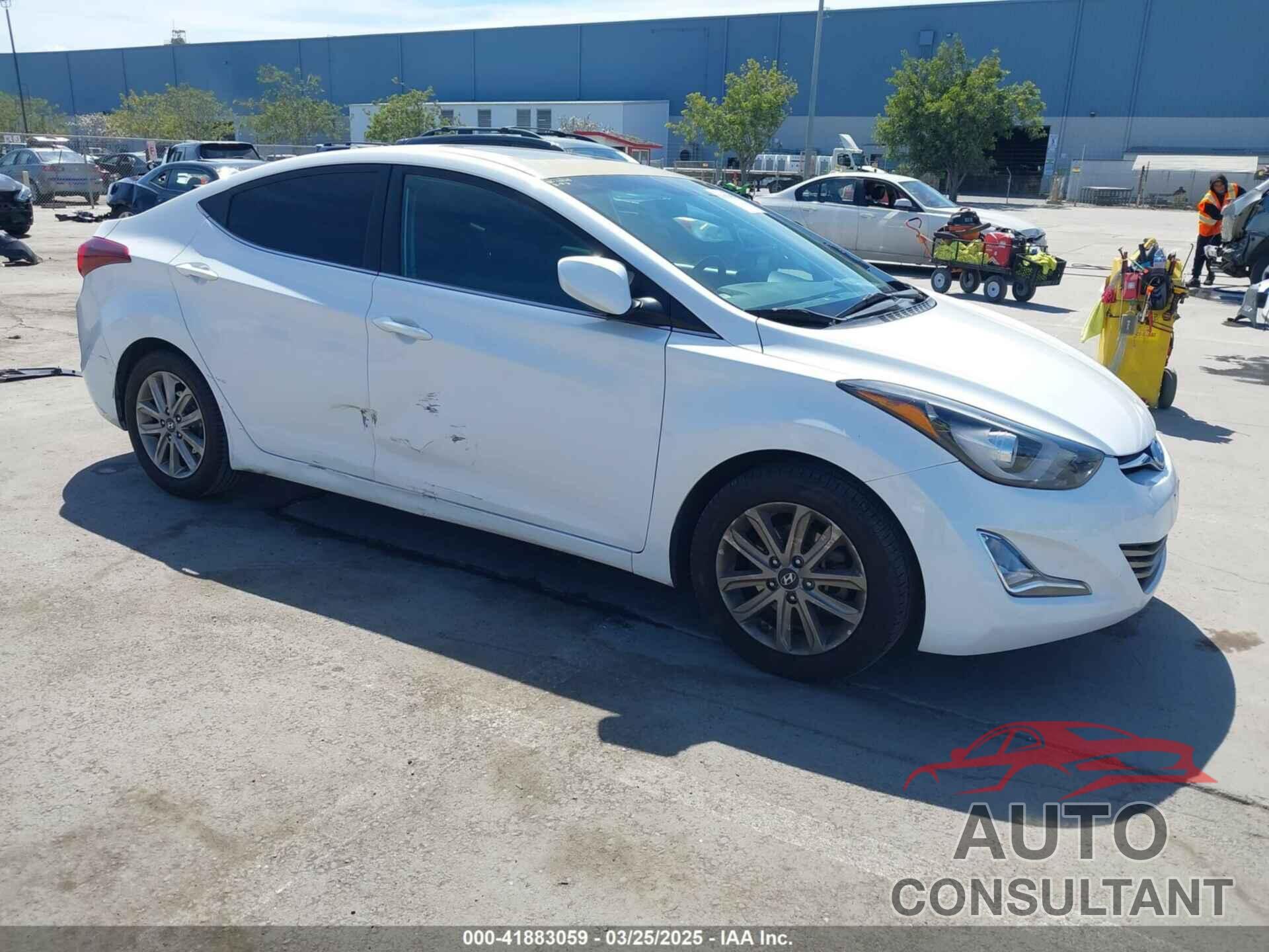 HYUNDAI ELANTRA 2015 - 5NPDH4AE5FH568056