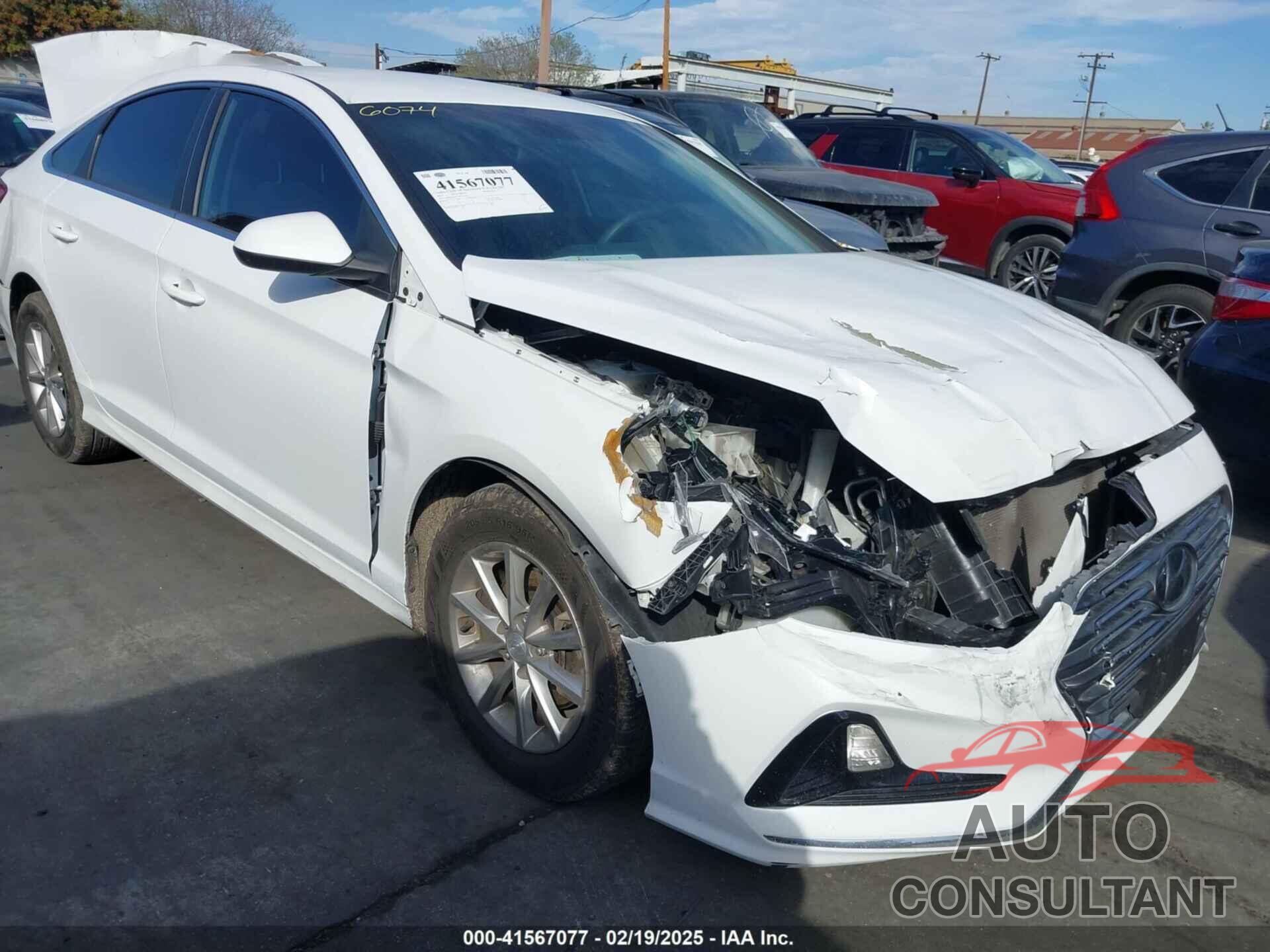 HYUNDAI SONATA 2018 - 5NPE24AF1JH721510