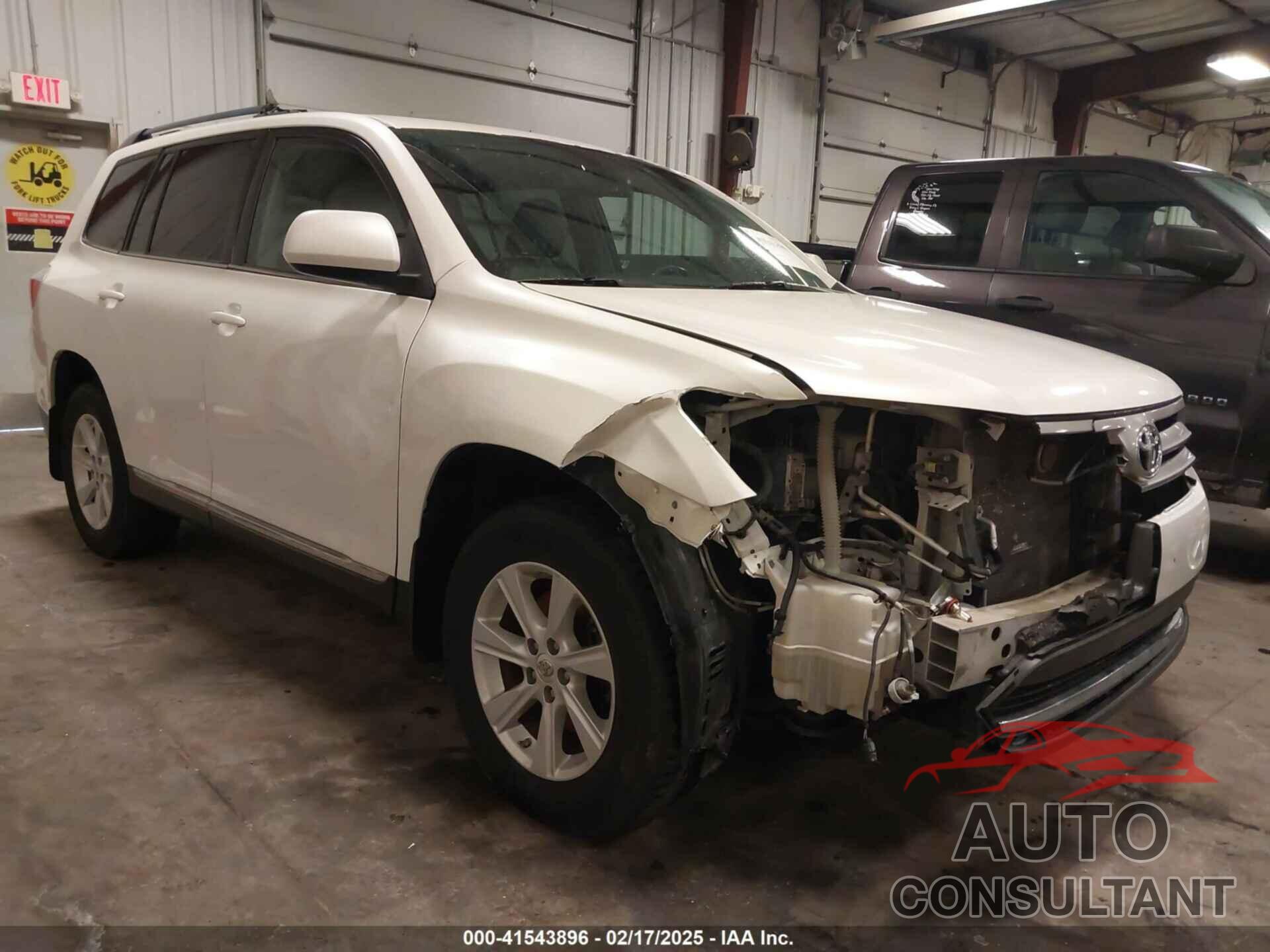 TOYOTA HIGHLANDER 2011 - 5TDBK3EHXBS069183