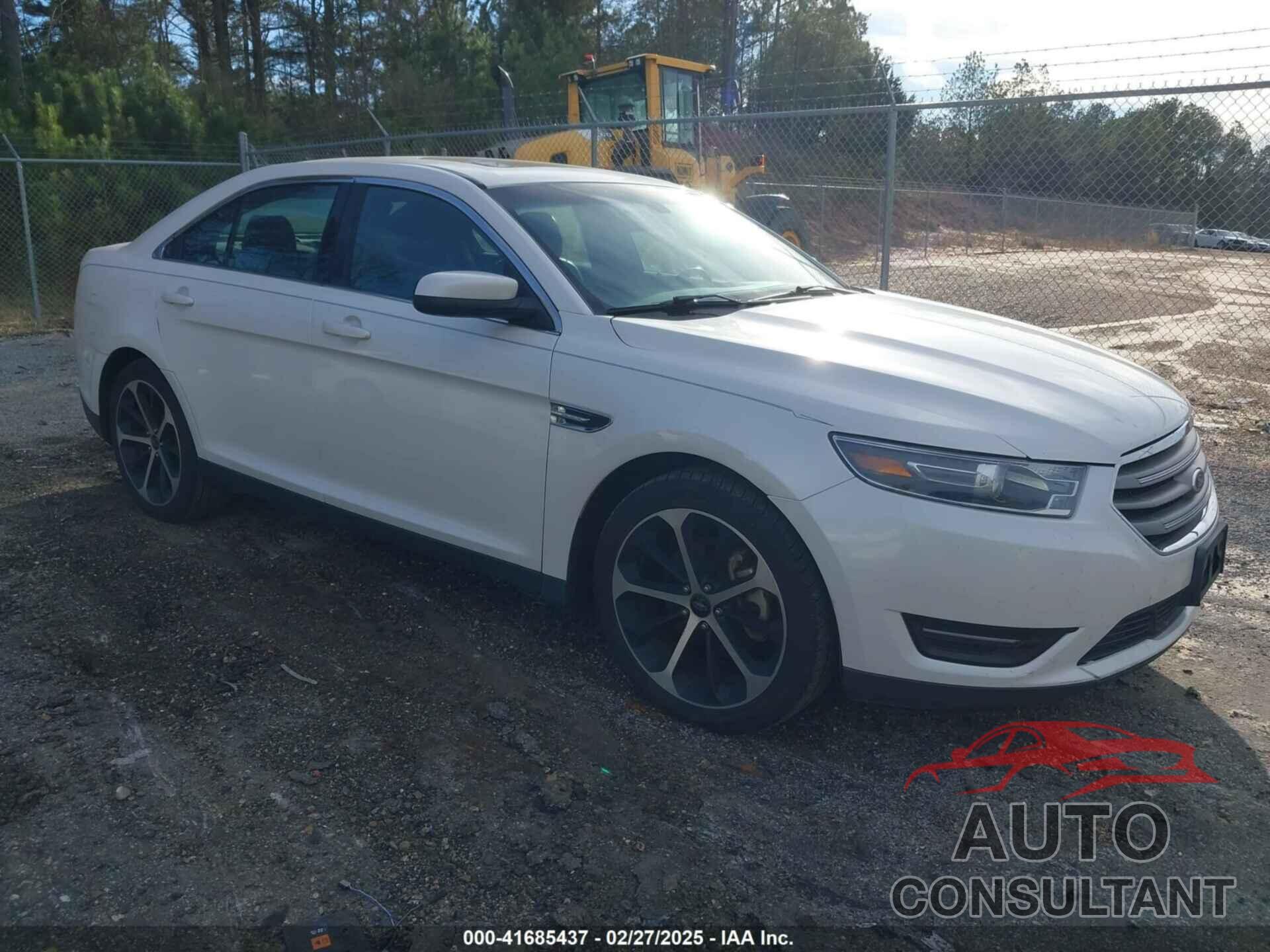 FORD TAURUS 2015 - 1FAHP2E88FG188037