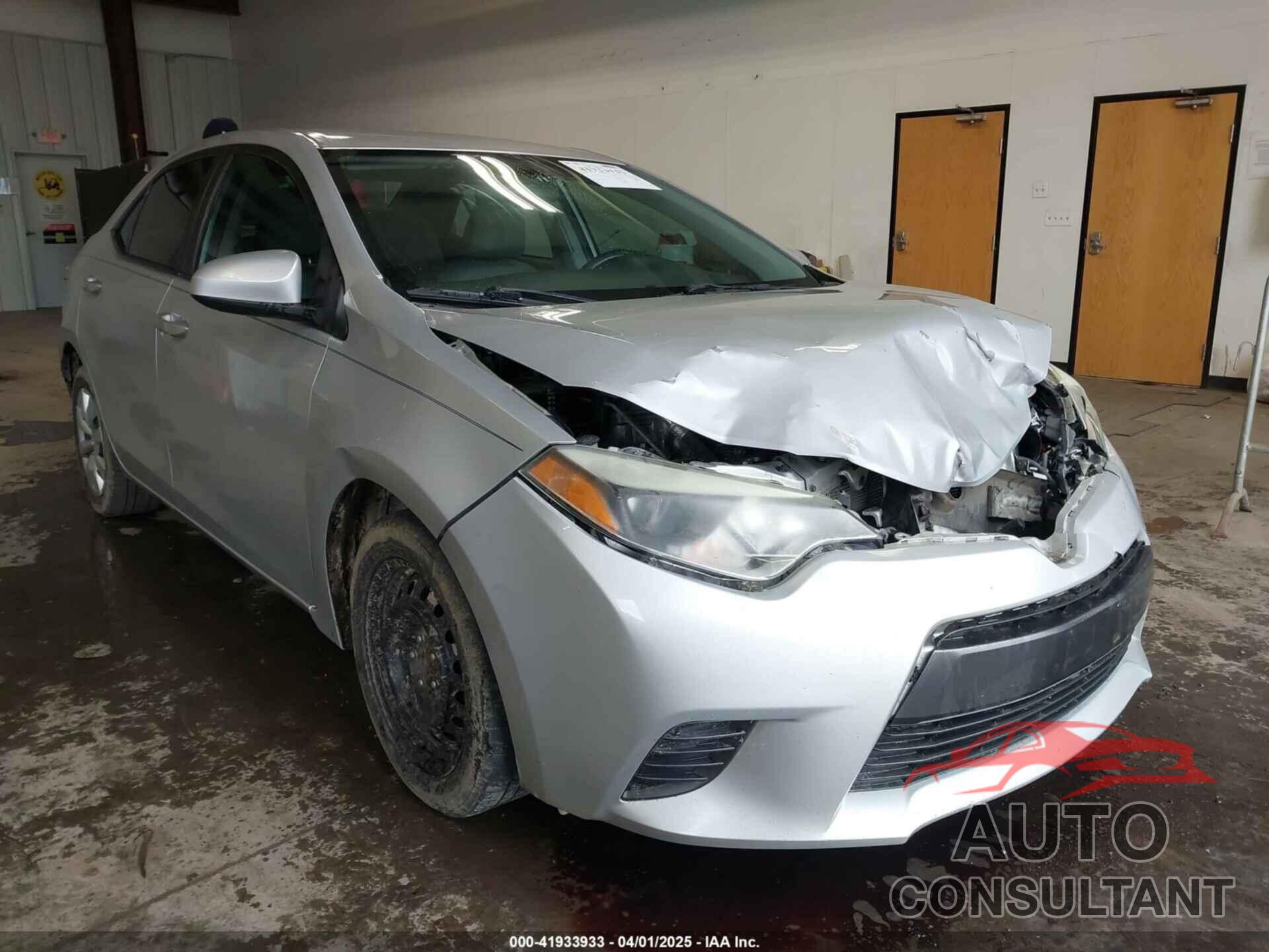 TOYOTA COROLLA 2015 - 5YFBURHE3FP325323