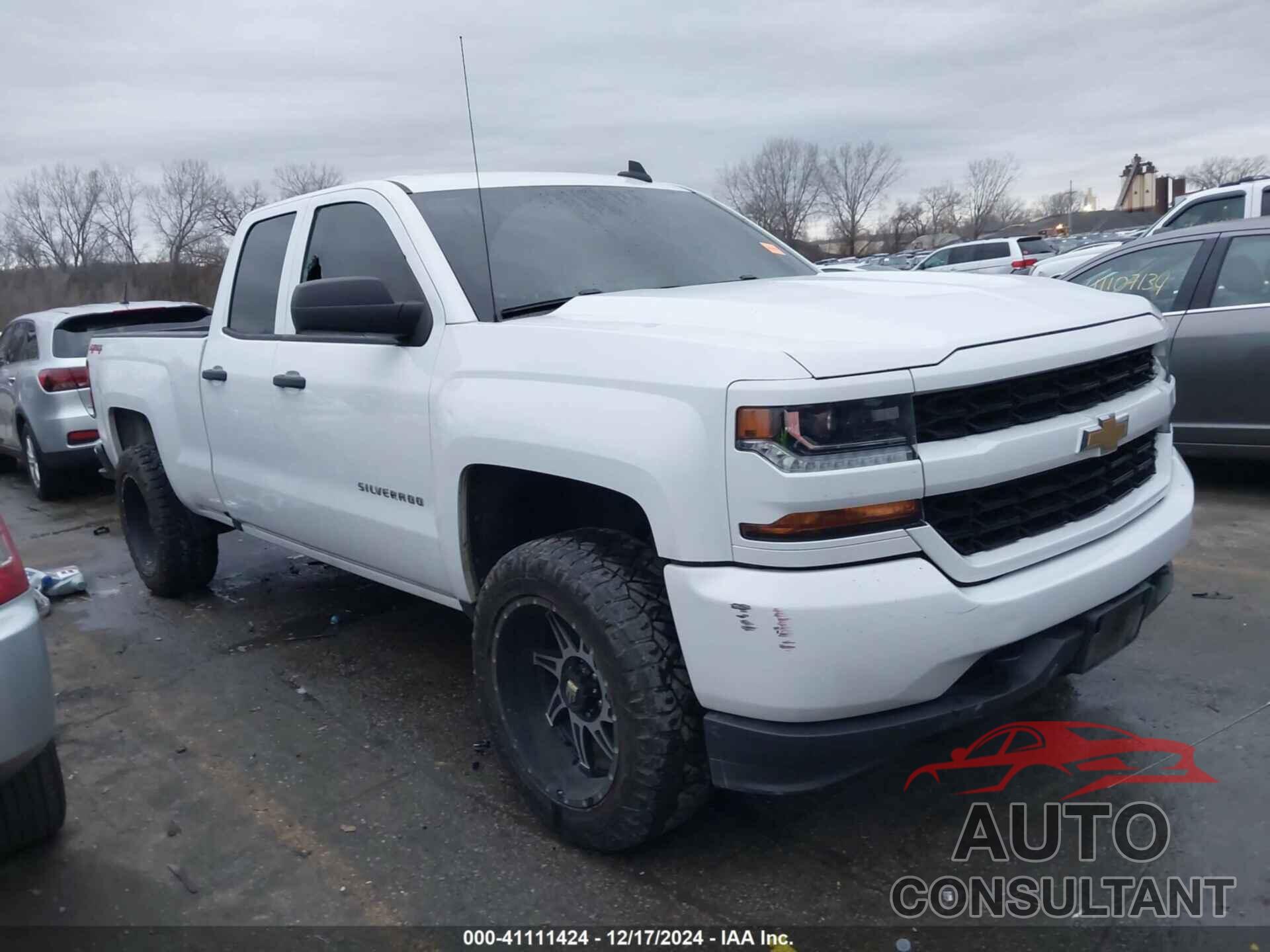 CHEVROLET SILVERADO 1500 2018 - 1GCVKPEC1JZ265390
