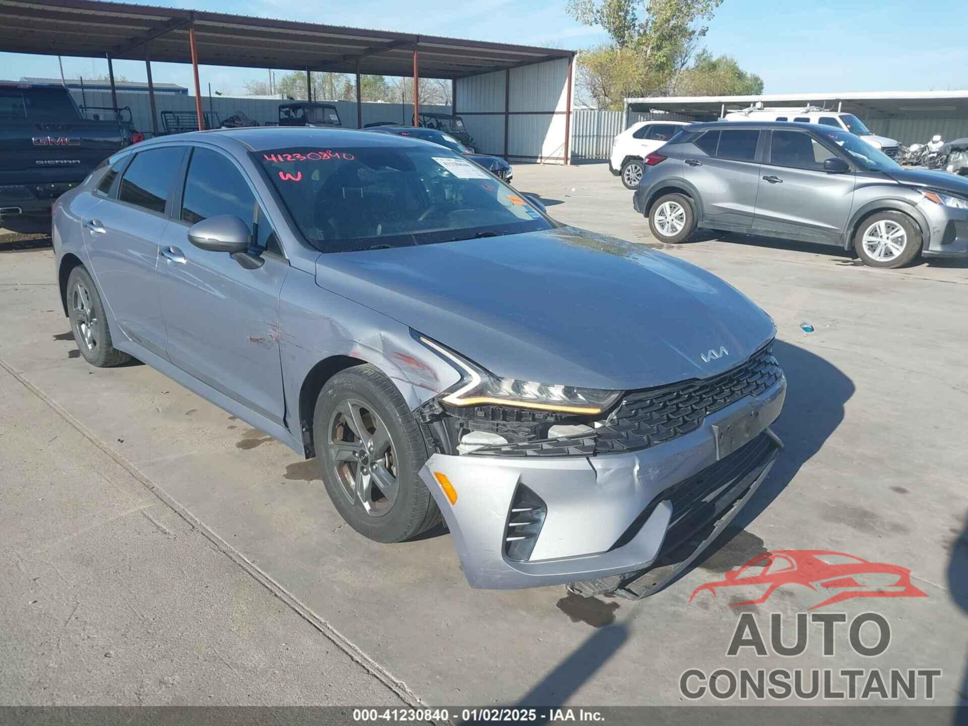 KIA K5 2022 - 5XXG24J20NG107040