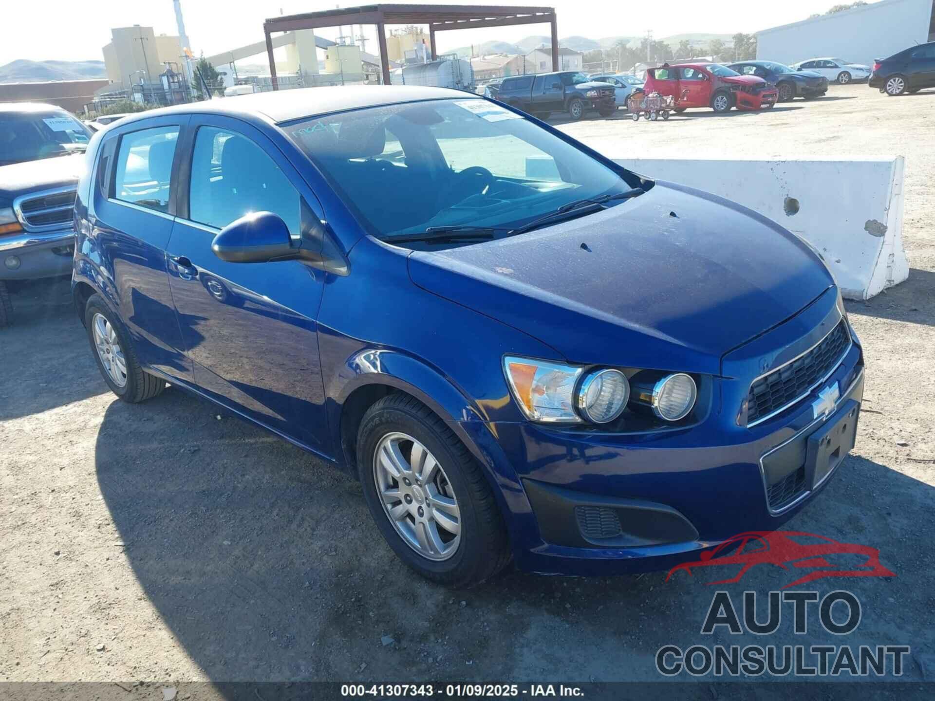 CHEVROLET SONIC 2013 - 1G1JC6SH0D4169783