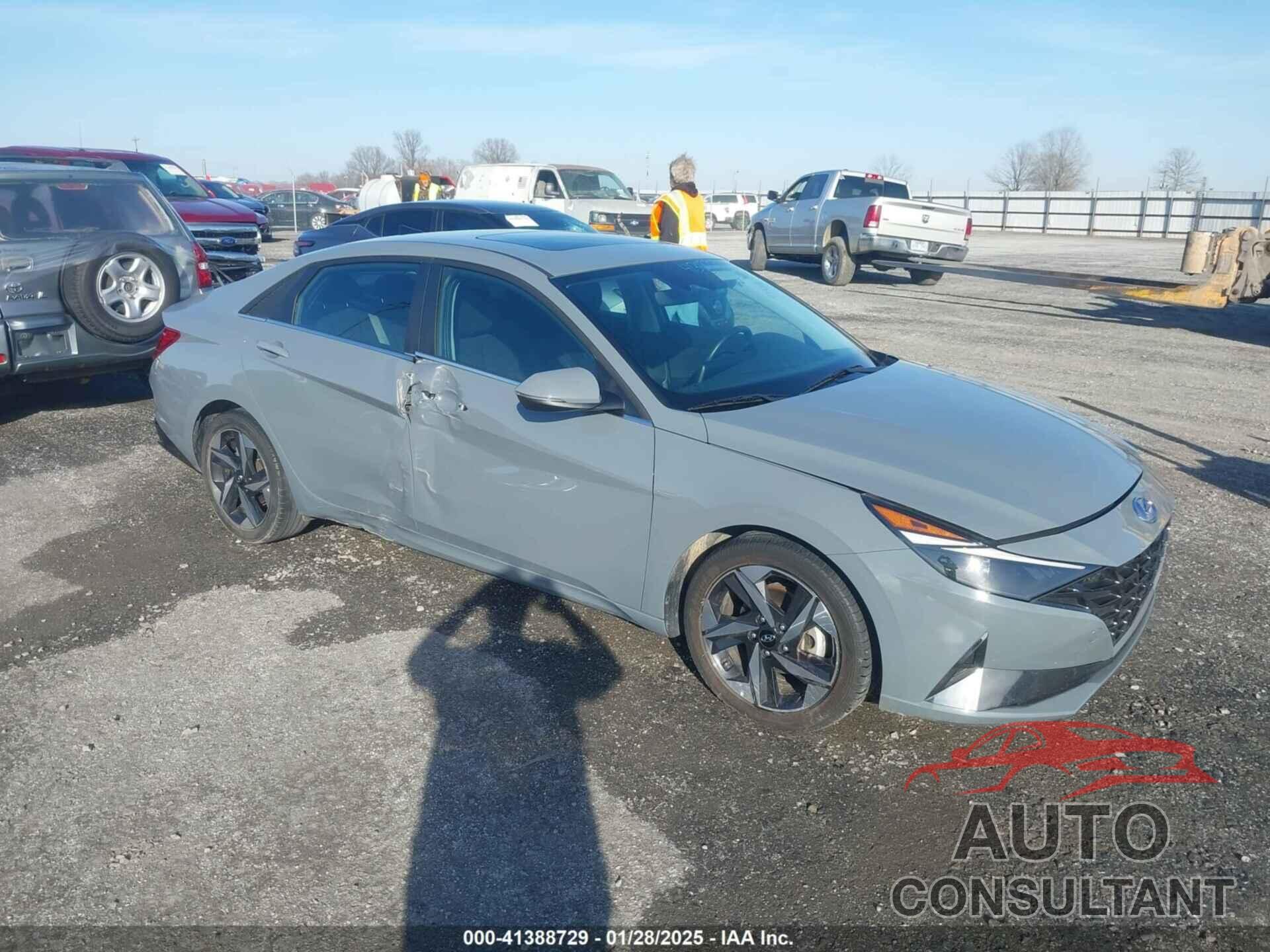 HYUNDAI ELANTRA 2022 - KMHLN4AGXNU338194