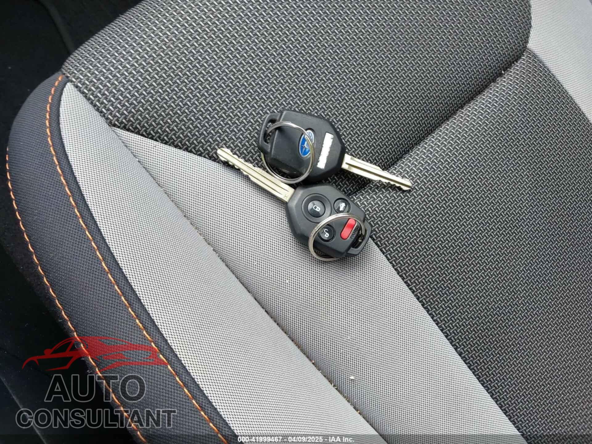 SUBARU CROSSTREK 2018 - JF2GTABC3JH257449
