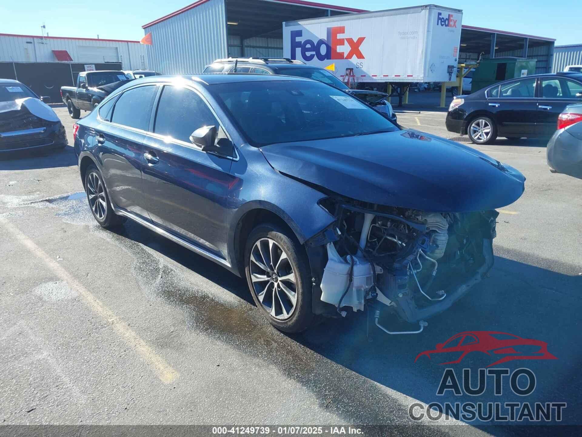 TOYOTA AVALON 2018 - 4T1BK1EB5JU285240