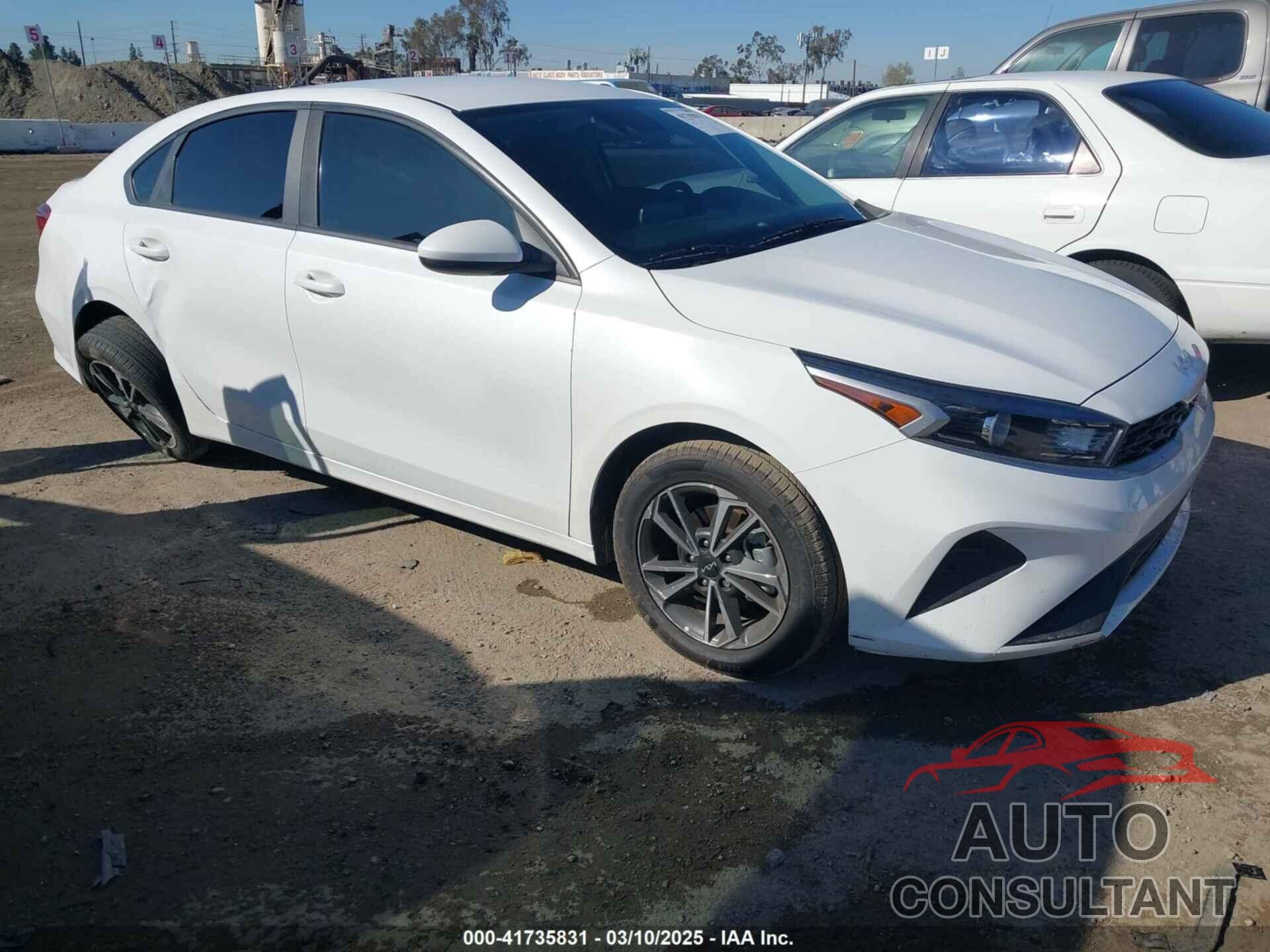 KIA FORTE 2023 - 3KPF24AD9PE605634