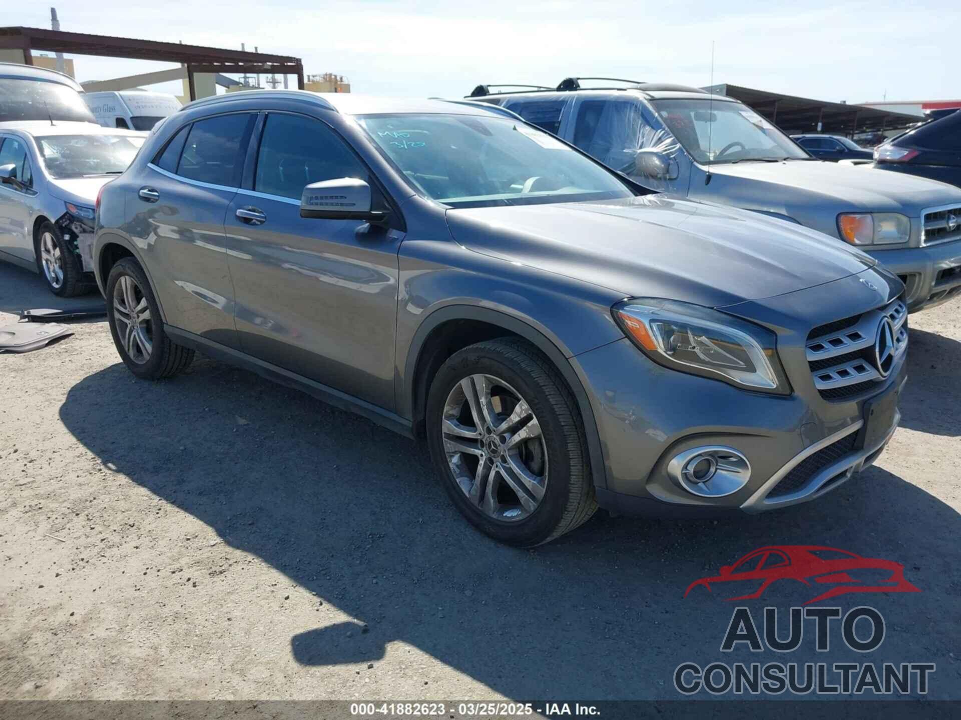 MERCEDES-BENZ GLA 250 2018 - WDCTG4EB0JJ473283