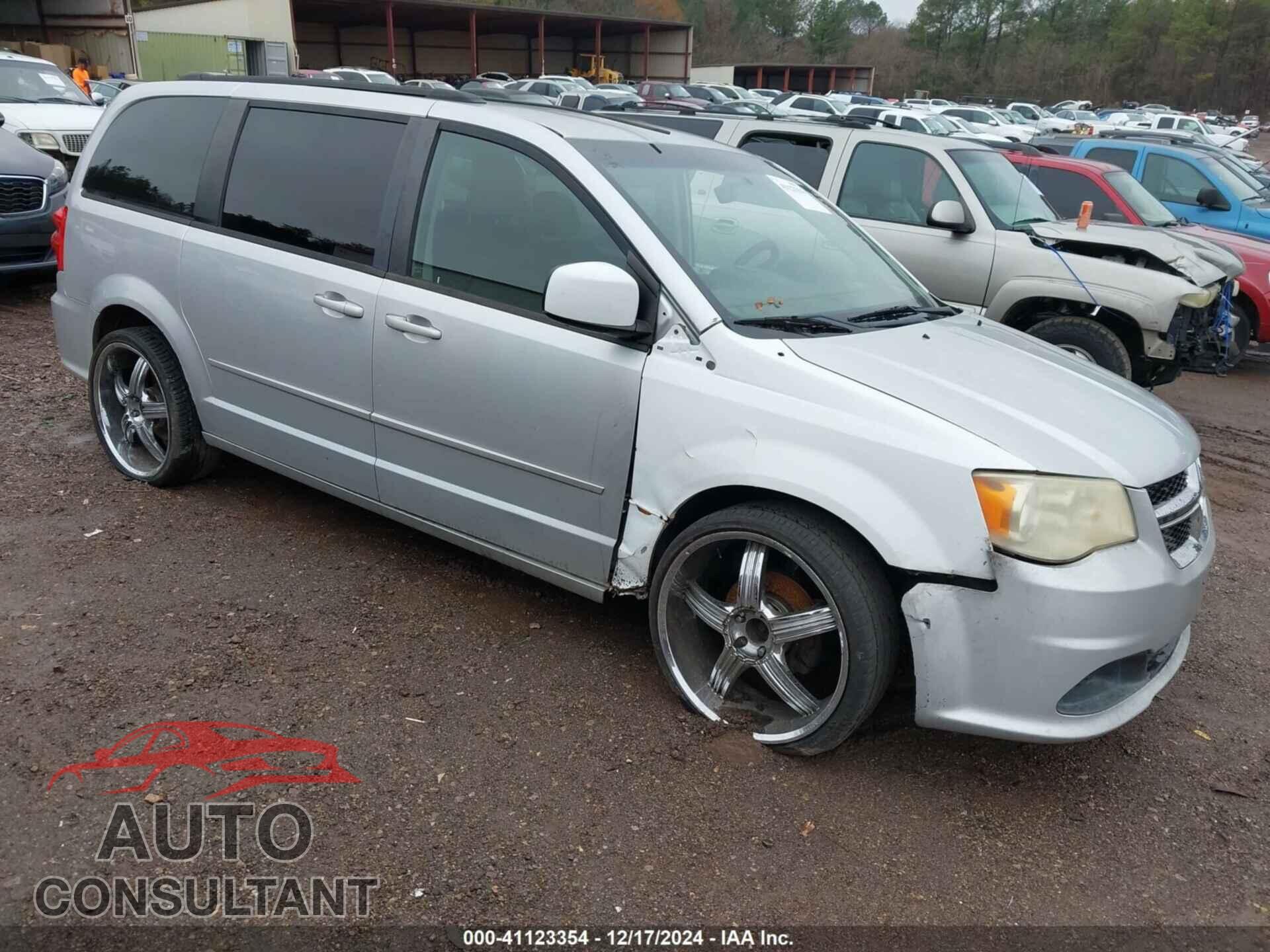DODGE GRAND CARAVAN 2011 - 2D4RN3DG2BR668783