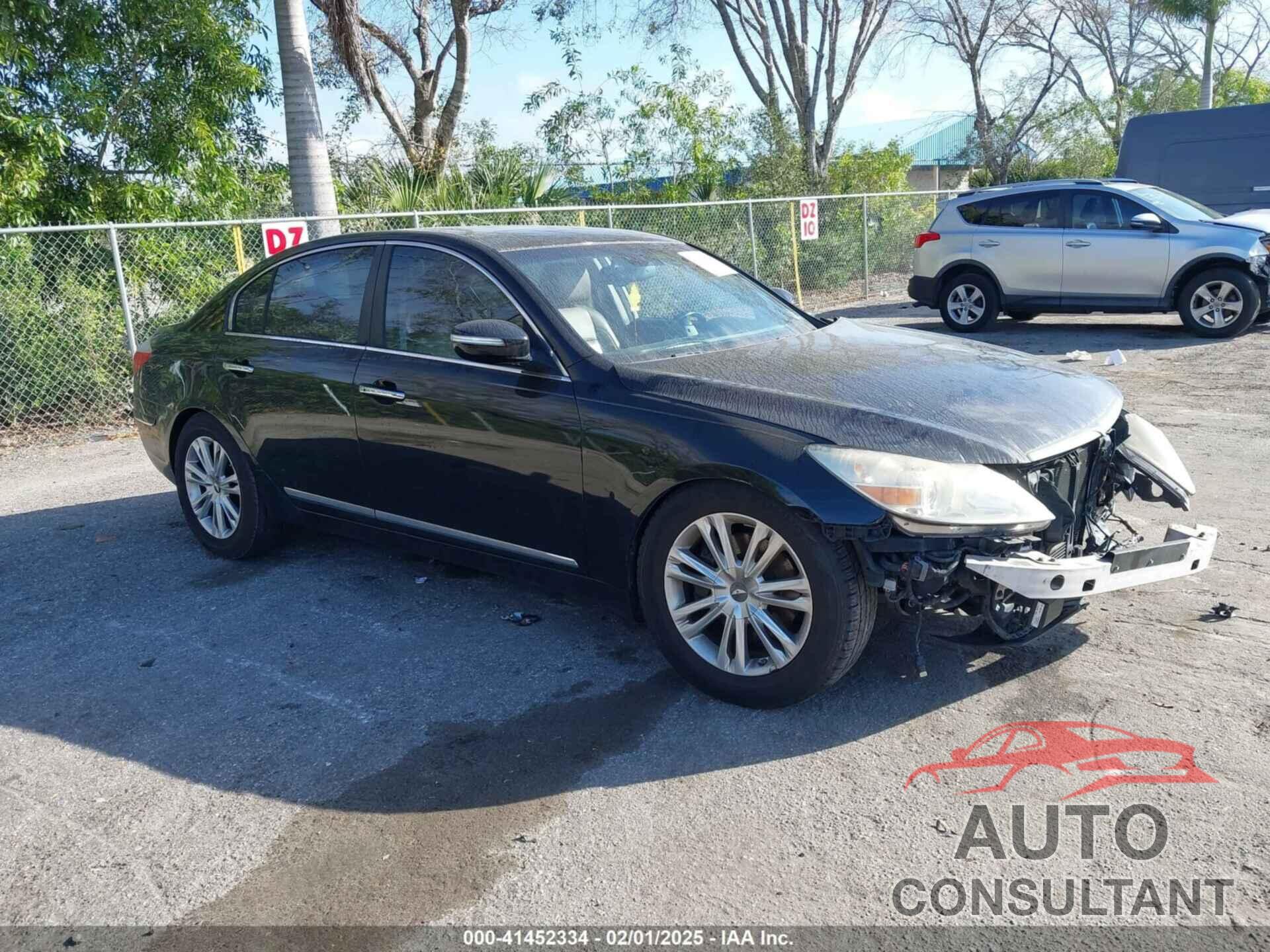 HYUNDAI GENESIS 2011 - KMHGC4DFXBU123470