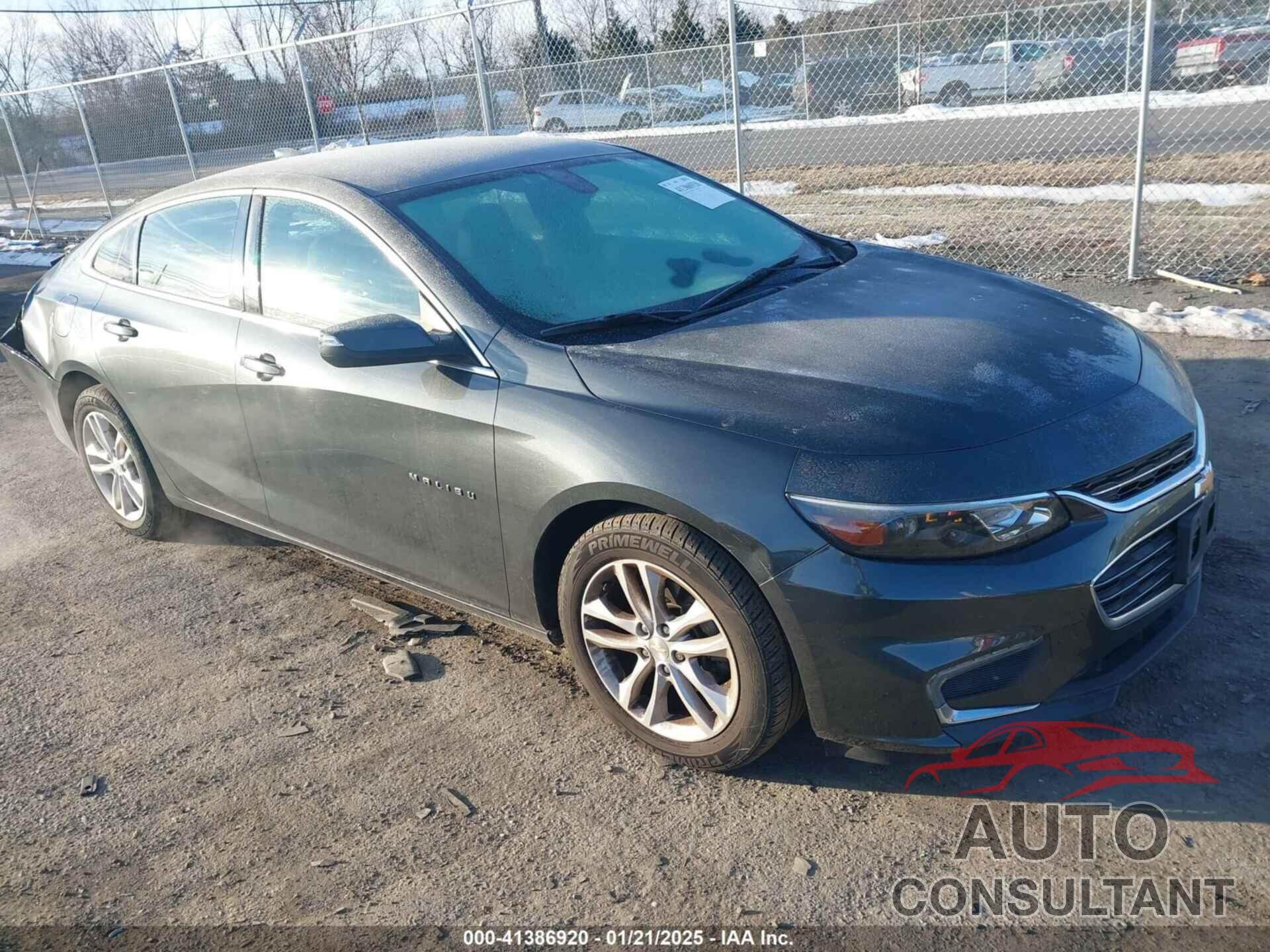 CHEVROLET MALIBU 2017 - 1G1ZE5ST7HF139282