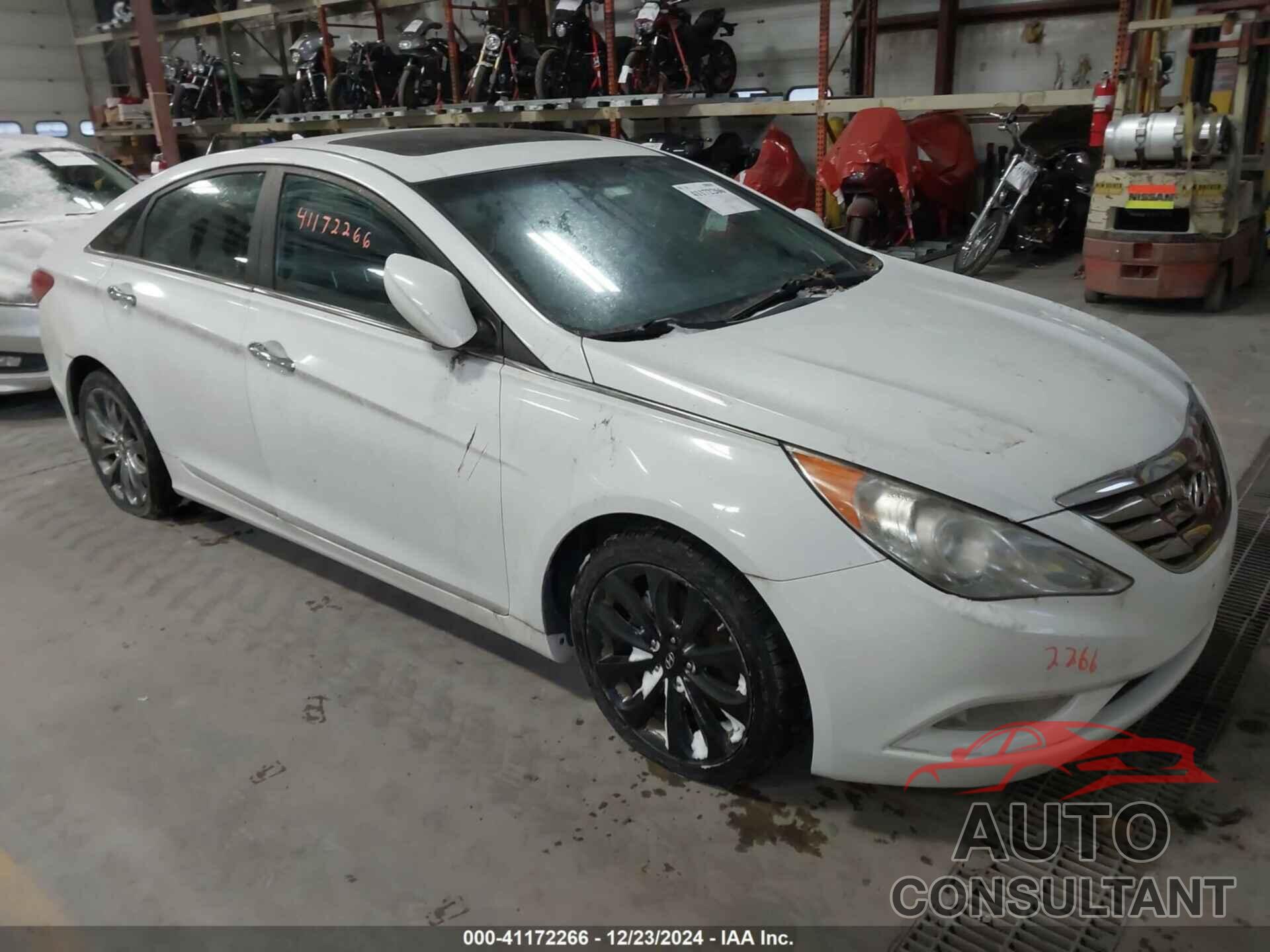 HYUNDAI SONATA 2011 - 5NPEC4AB6BH219281