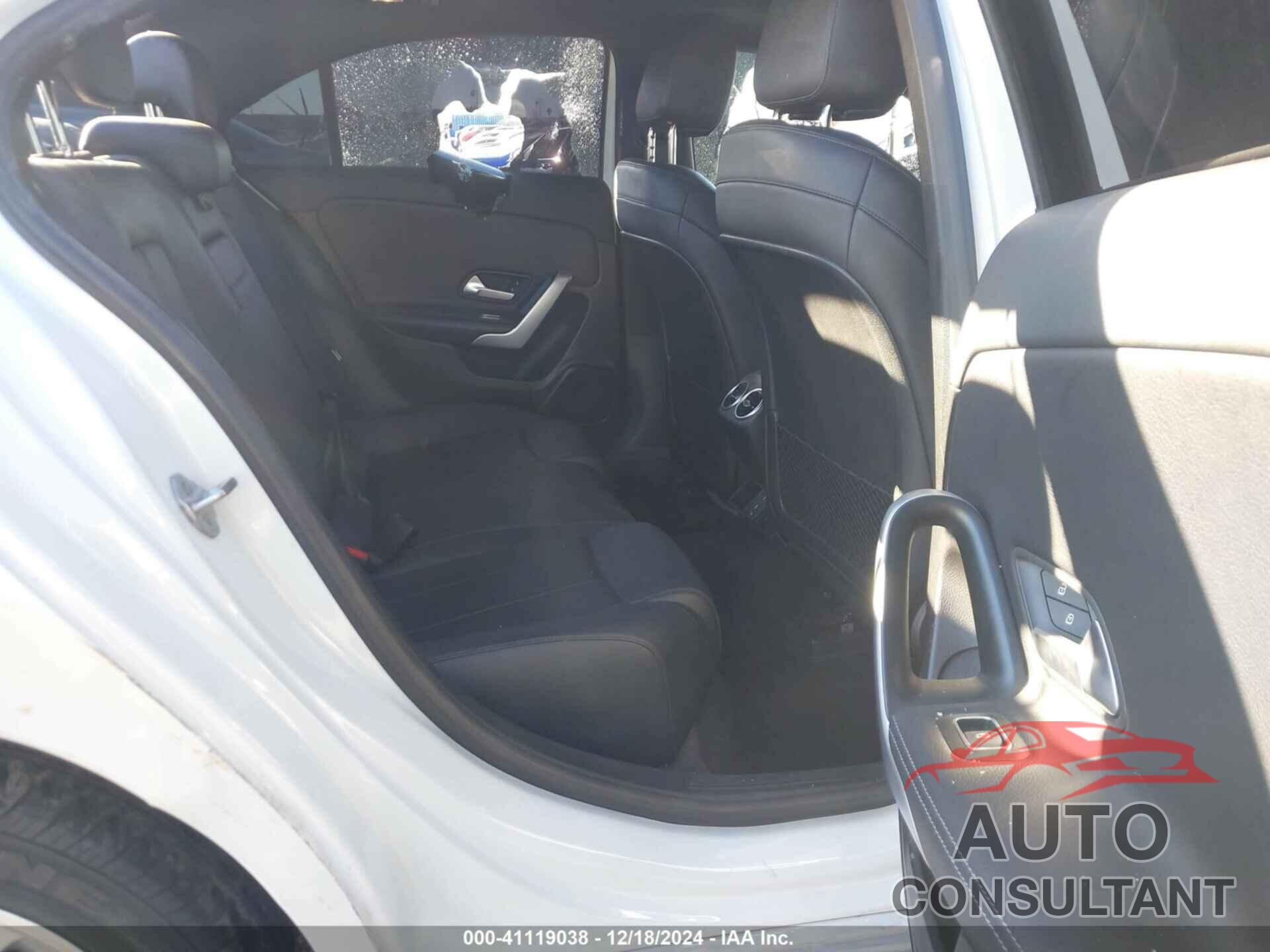 MERCEDES-BENZ A 220 2020 - WDD3G4EB3LW038646
