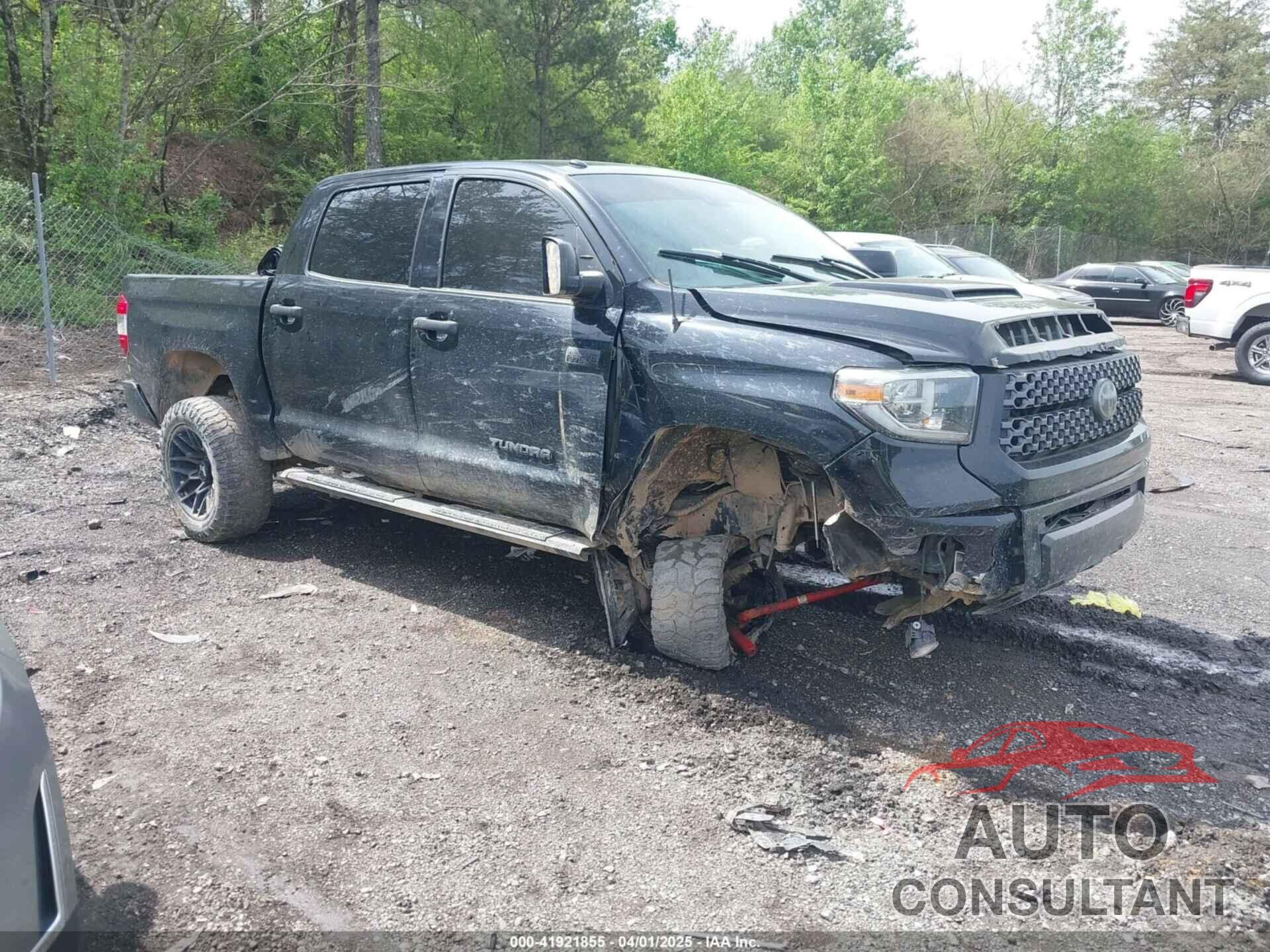 TOYOTA TUNDRA 2018 - 5TFDW5F18JX715775