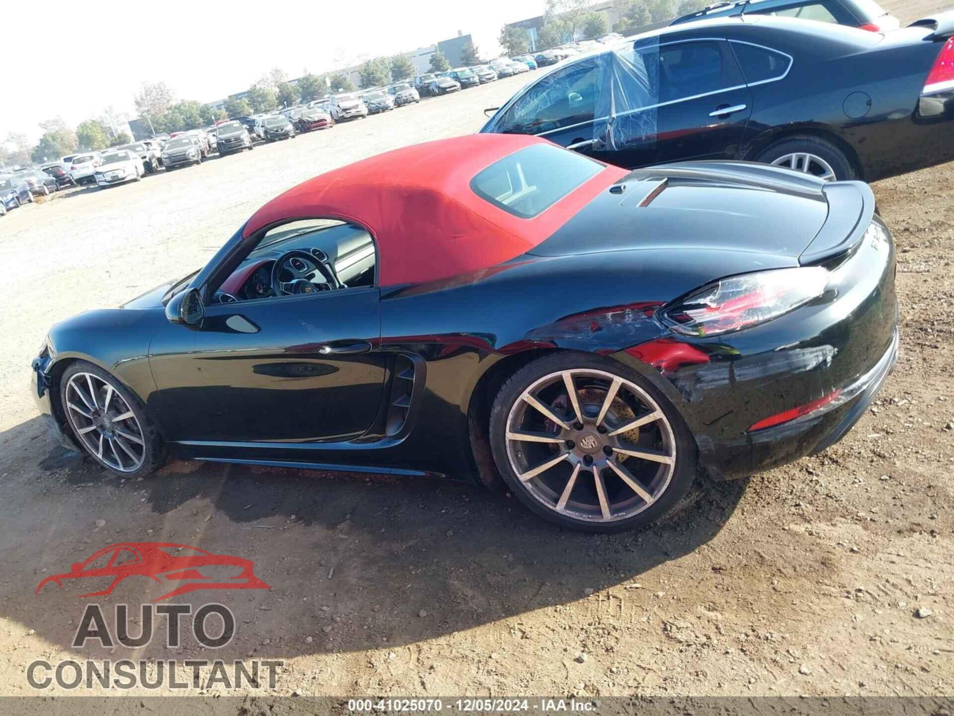 PORSCHE 718 BOXSTER 2017 - WP0CA2A83HS220176