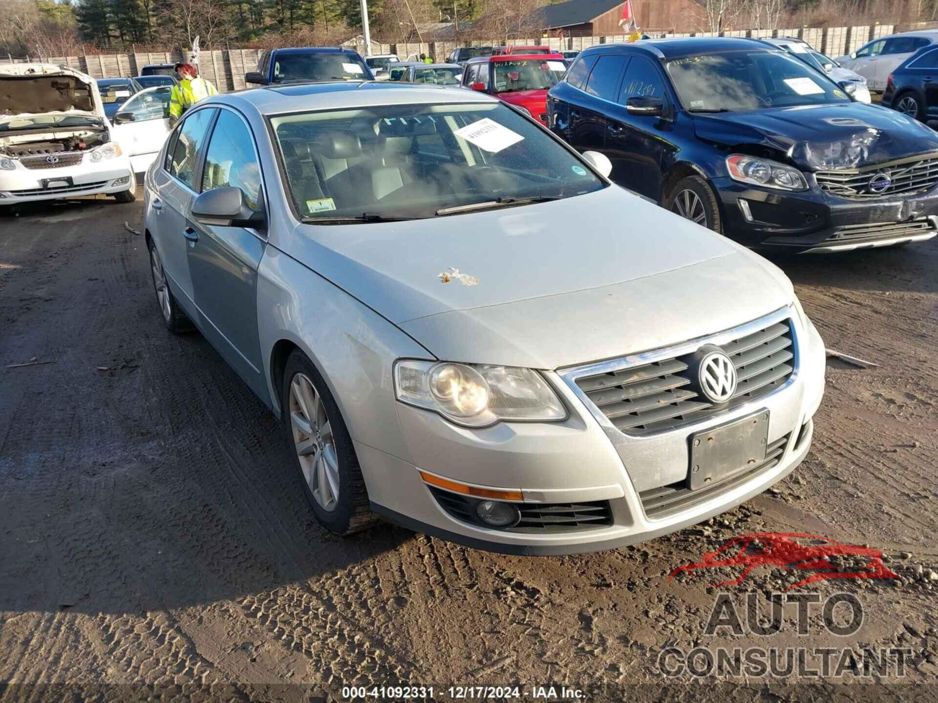 VOLKSWAGEN PASSAT 2010 - WVWJM7AN7AE145228