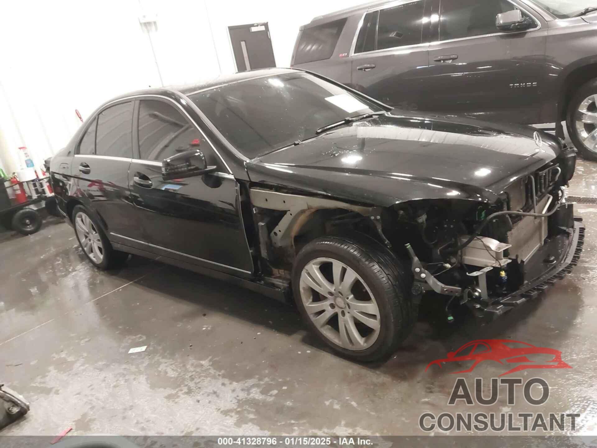 MERCEDES-BENZ C 300 2011 - WDDGF8BB0BR134344